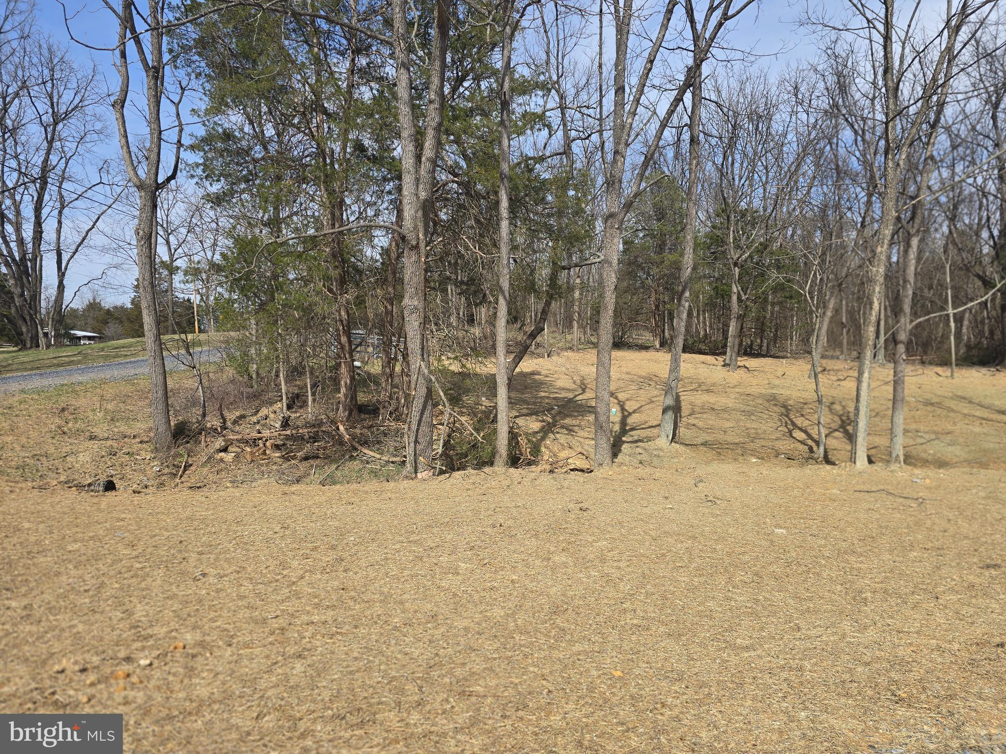 HIDDEN RIVER - Residential