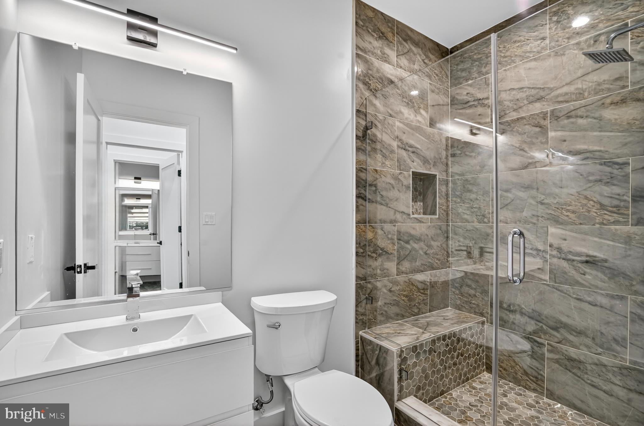 TAKOMA - Residential Income