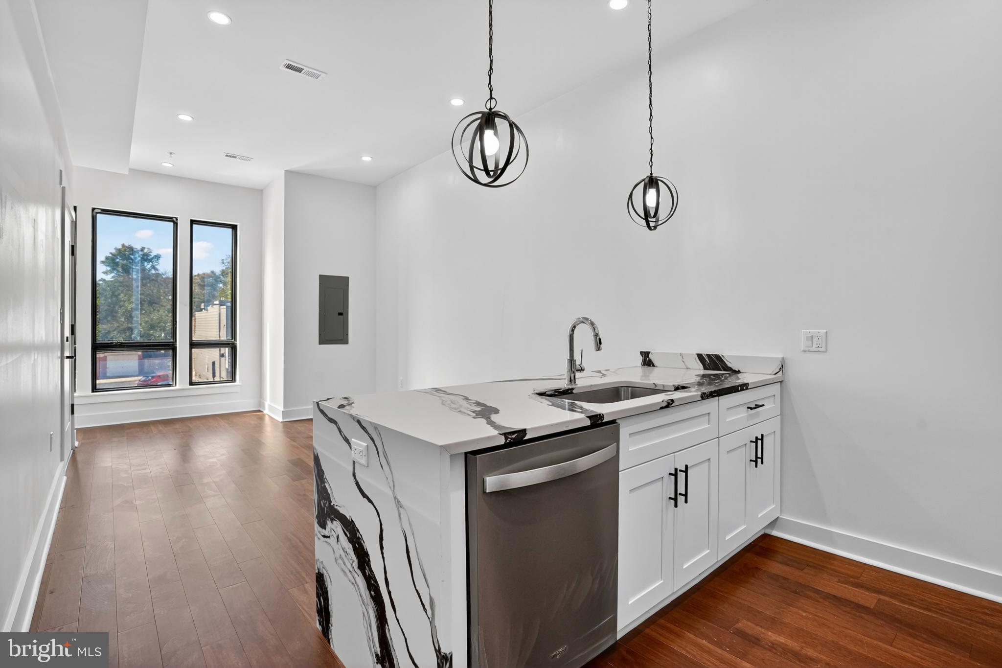 TAKOMA - Residential Income