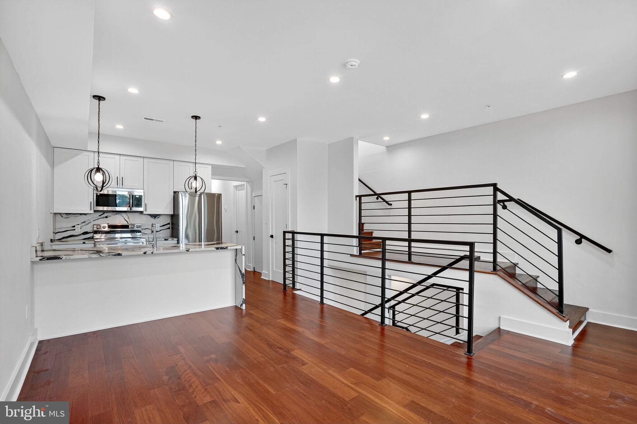 TAKOMA - Residential Income