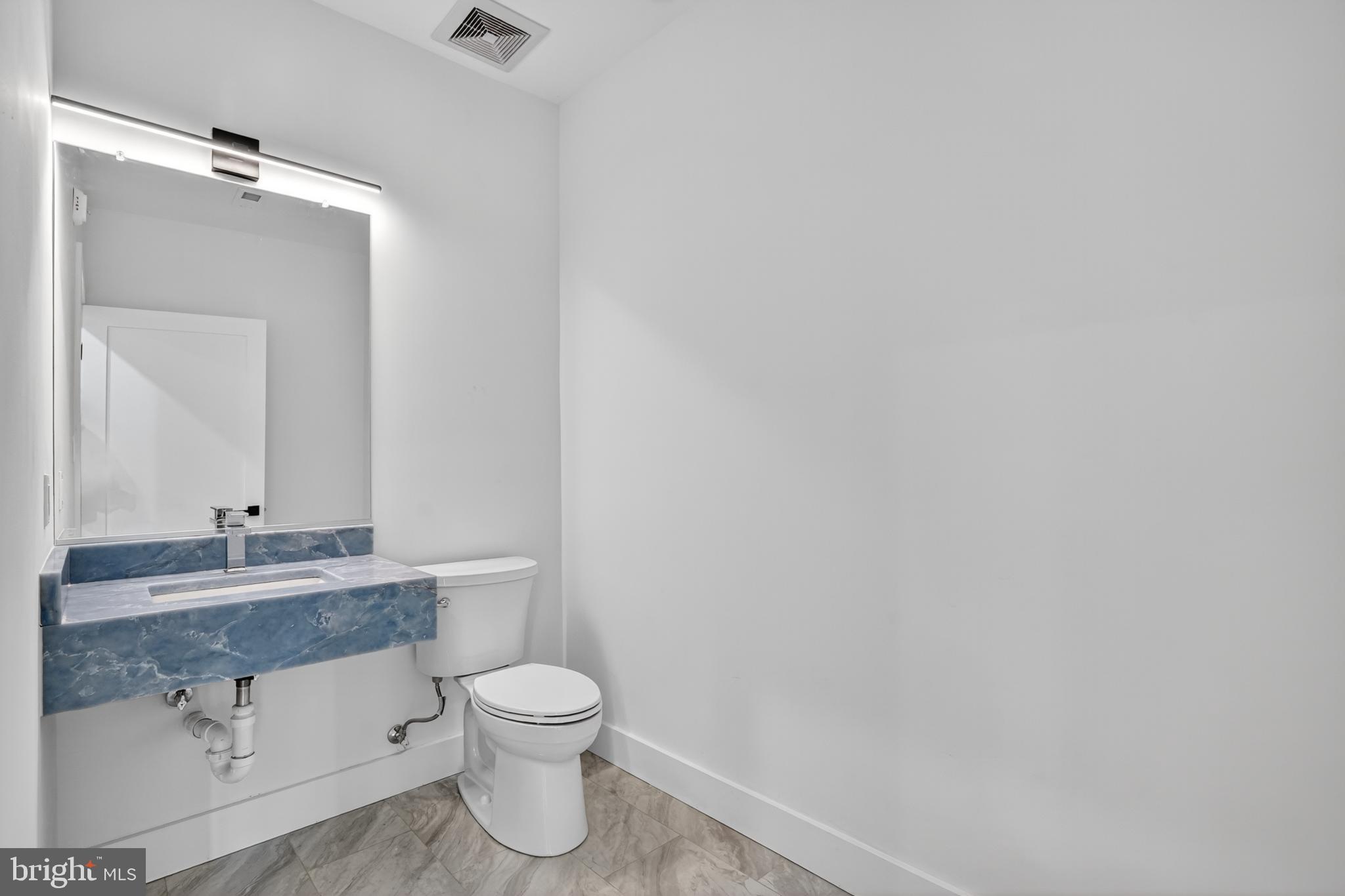 TAKOMA - Residential Income