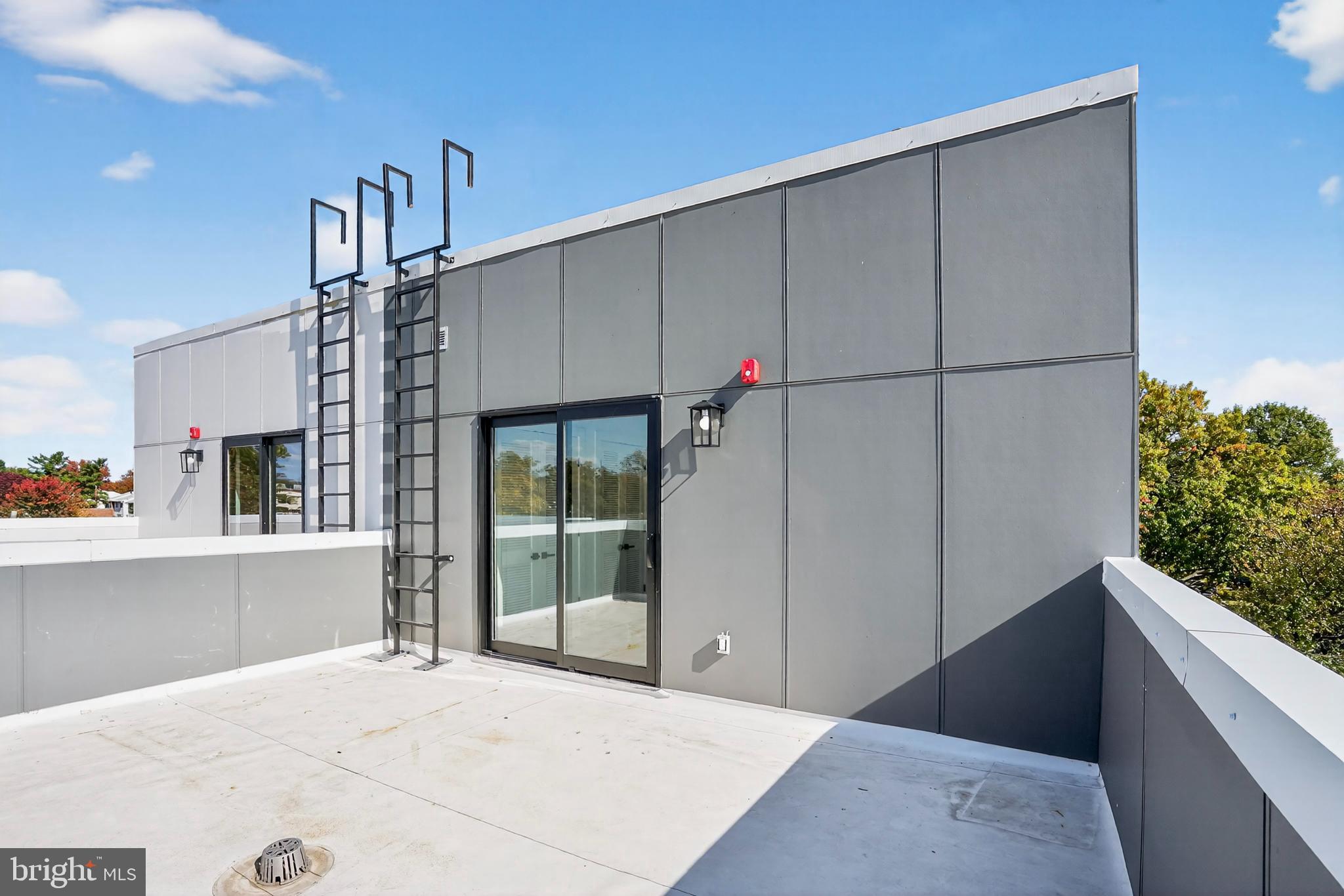 TAKOMA - Residential Income