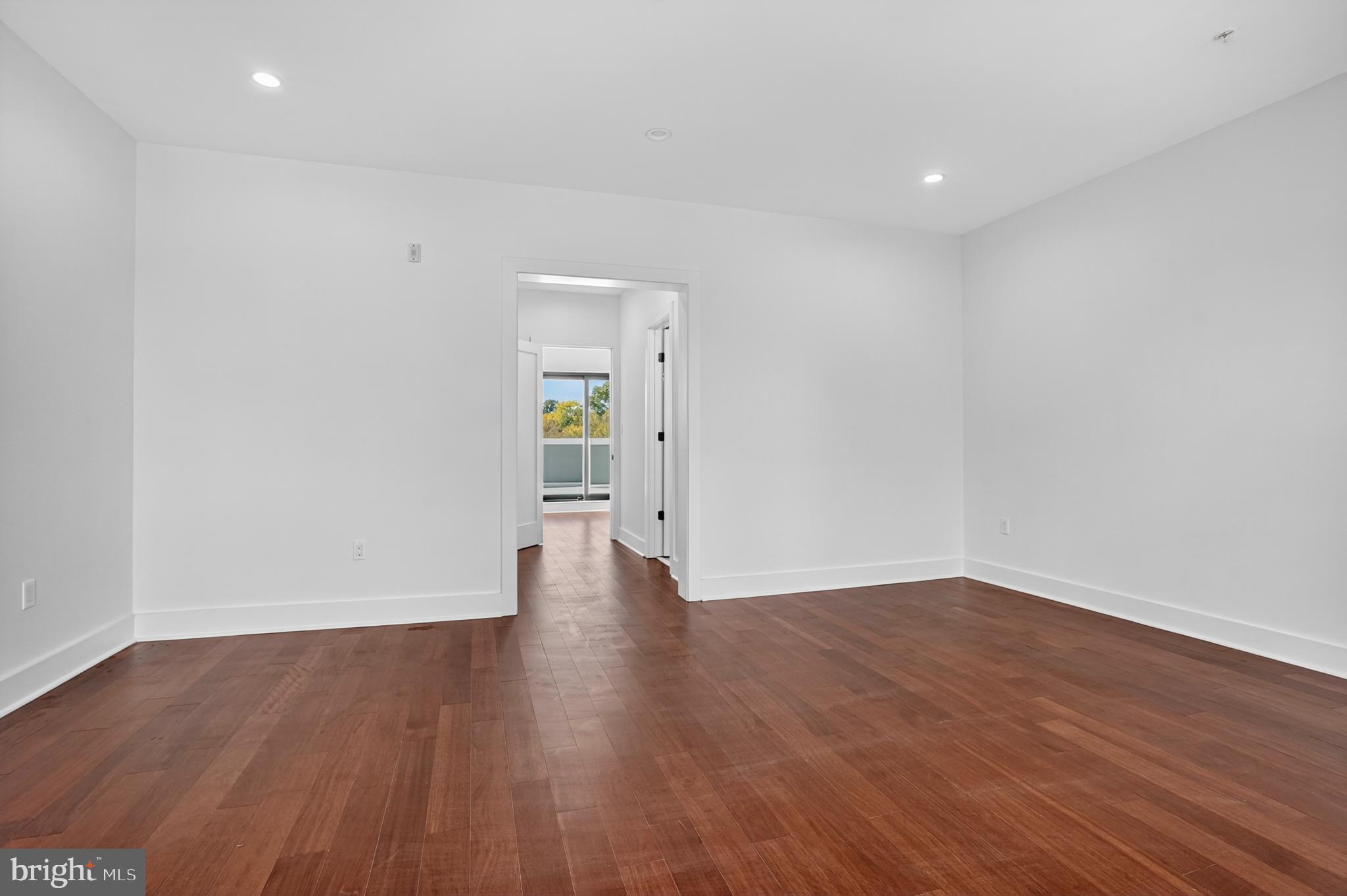 TAKOMA - Residential Income