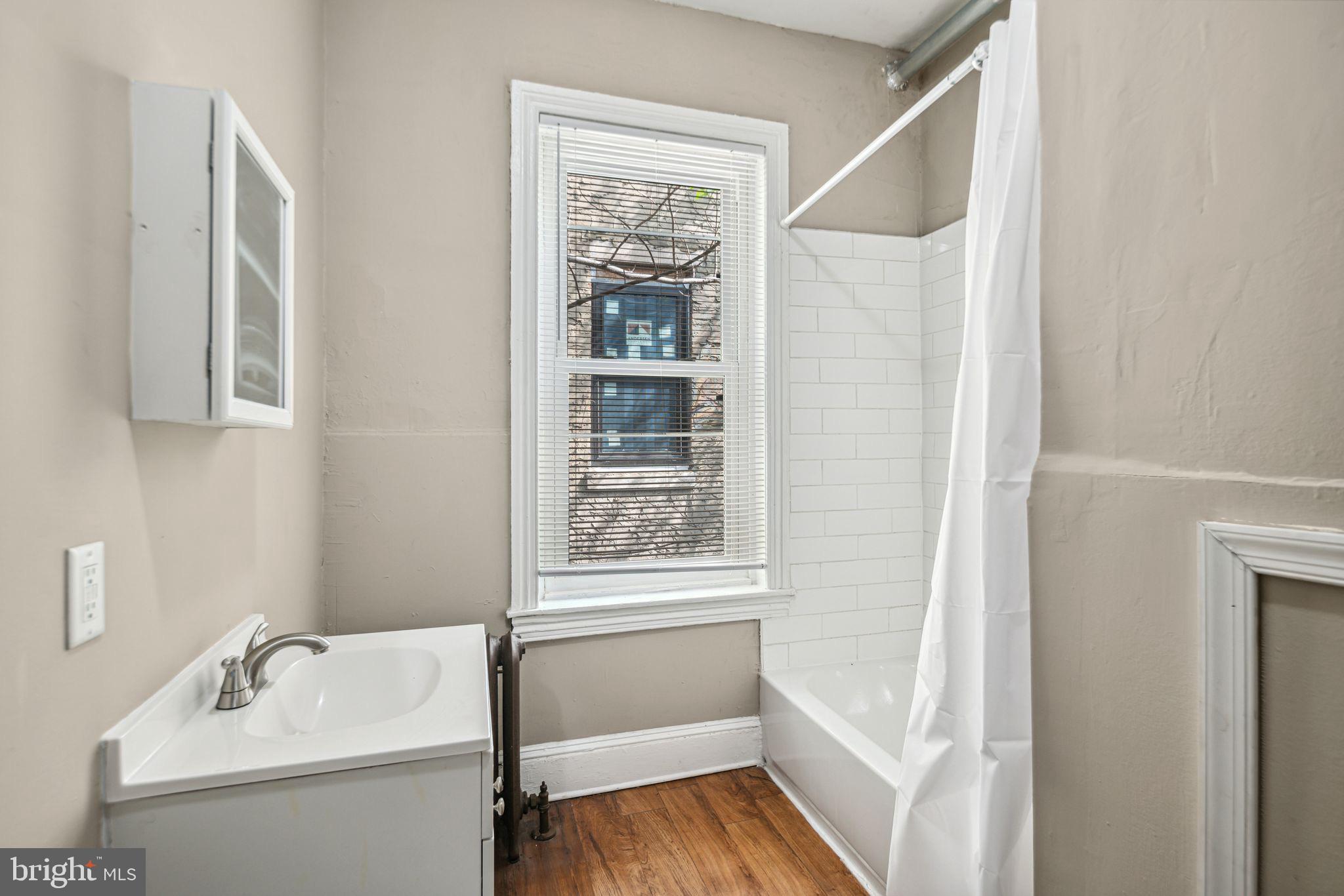 MILL CREEK - Residential Income