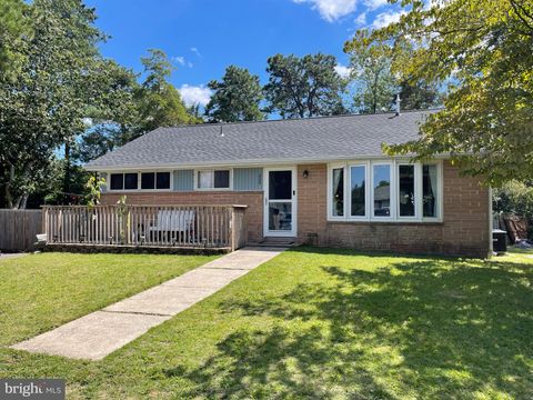 224 CHEROKEE DRIVE BROWNS MILLS NJ 08015