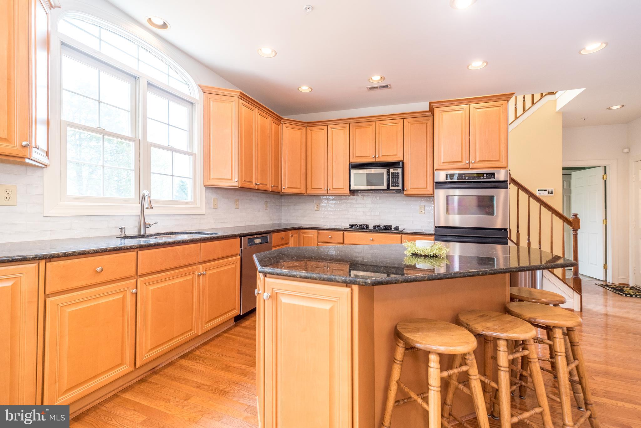 DARK HOLLOW - Residential