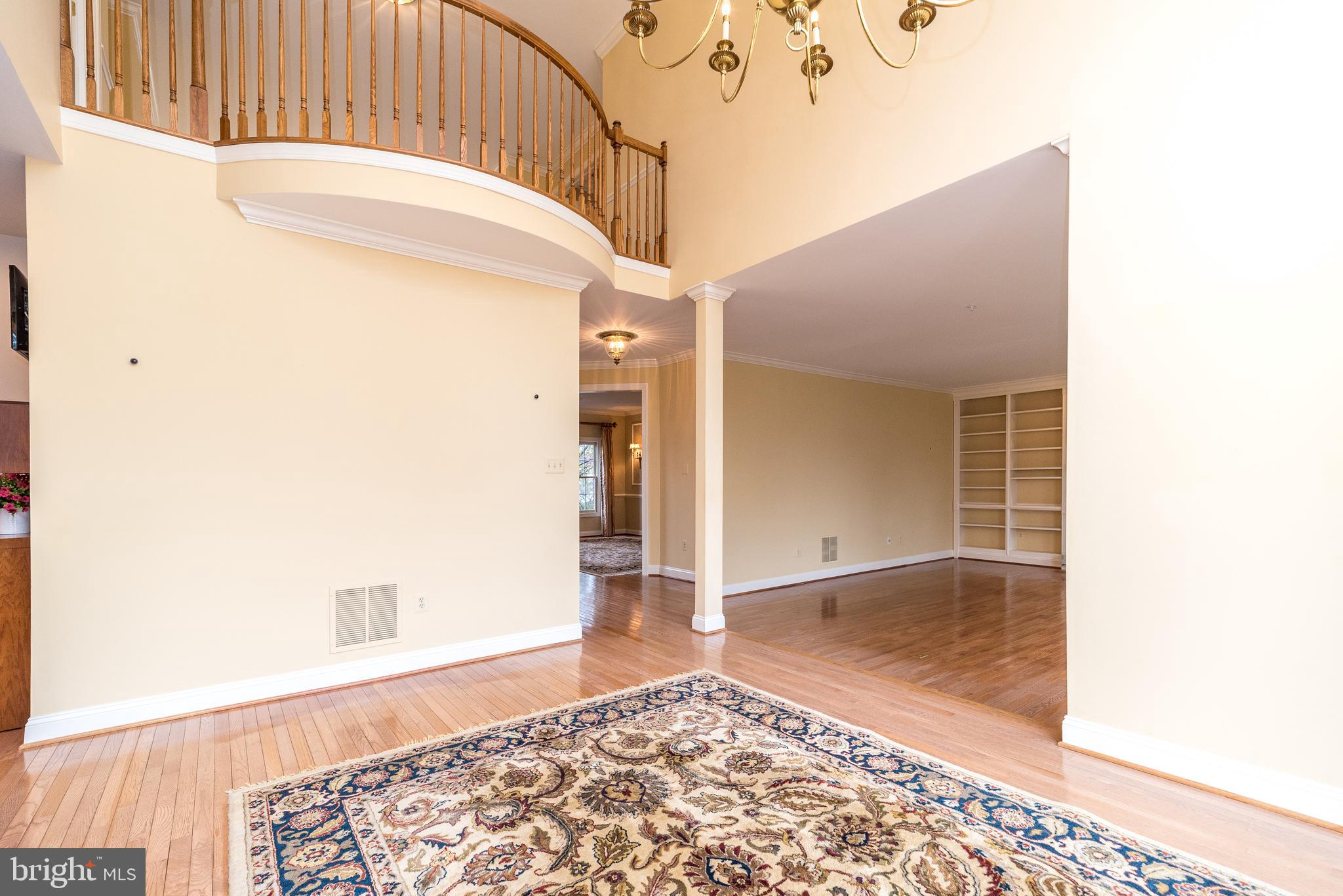 DARK HOLLOW - Residential