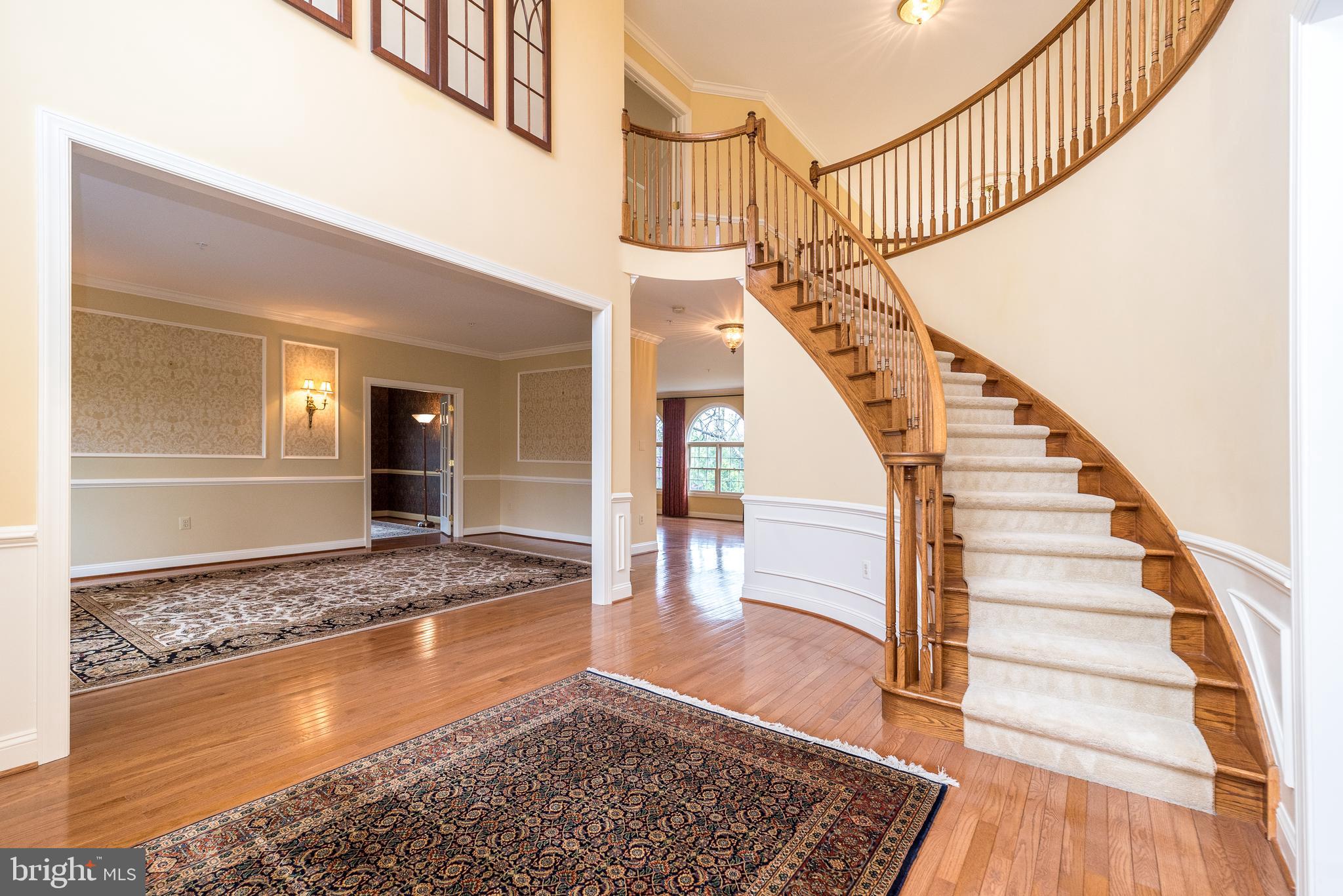 DARK HOLLOW - Residential