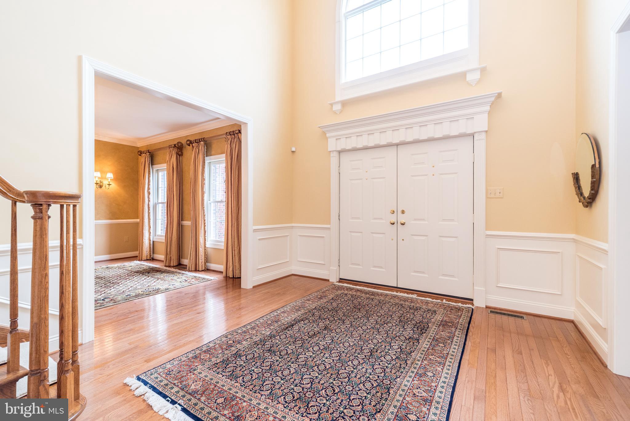 DARK HOLLOW - Residential