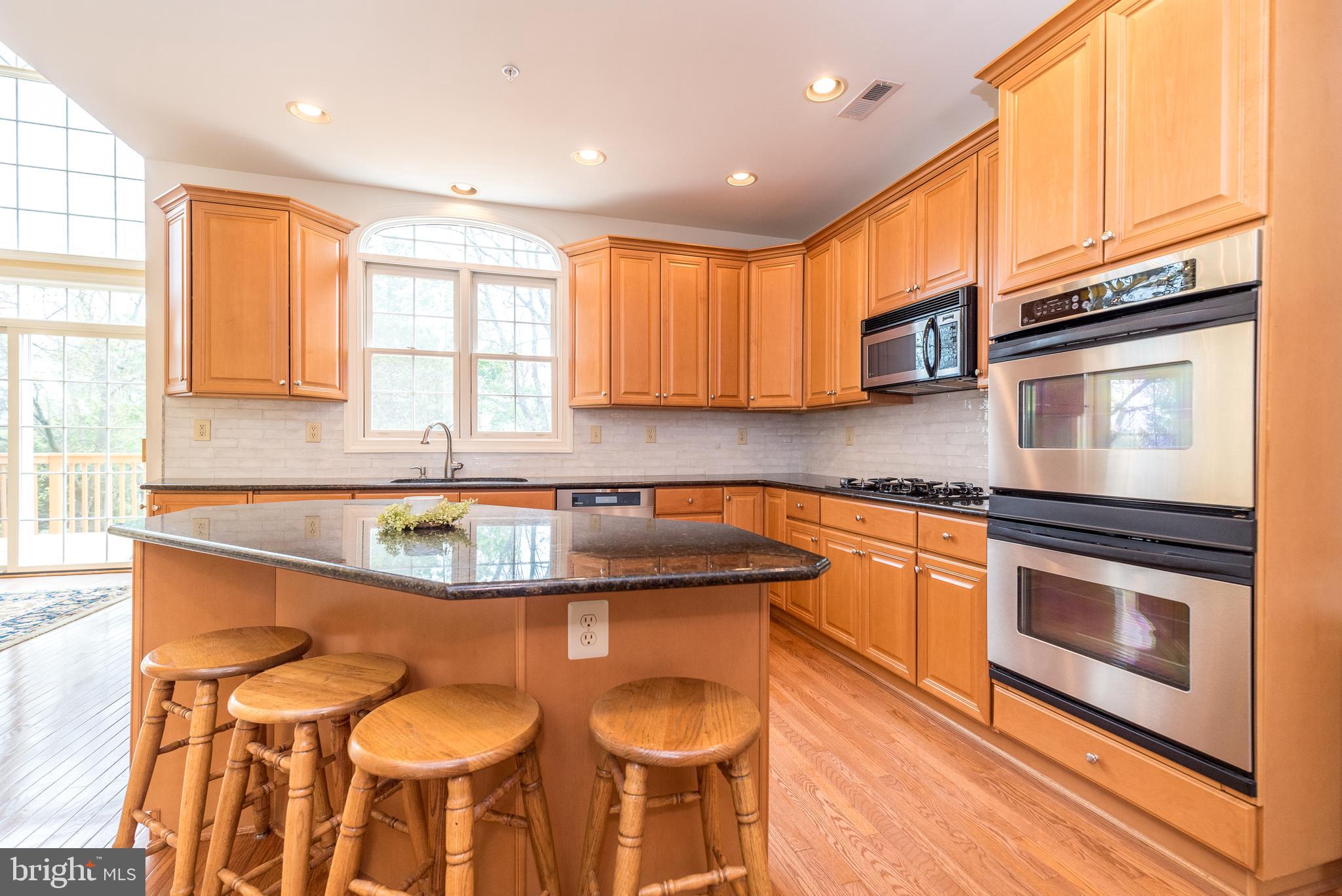 DARK HOLLOW - Residential