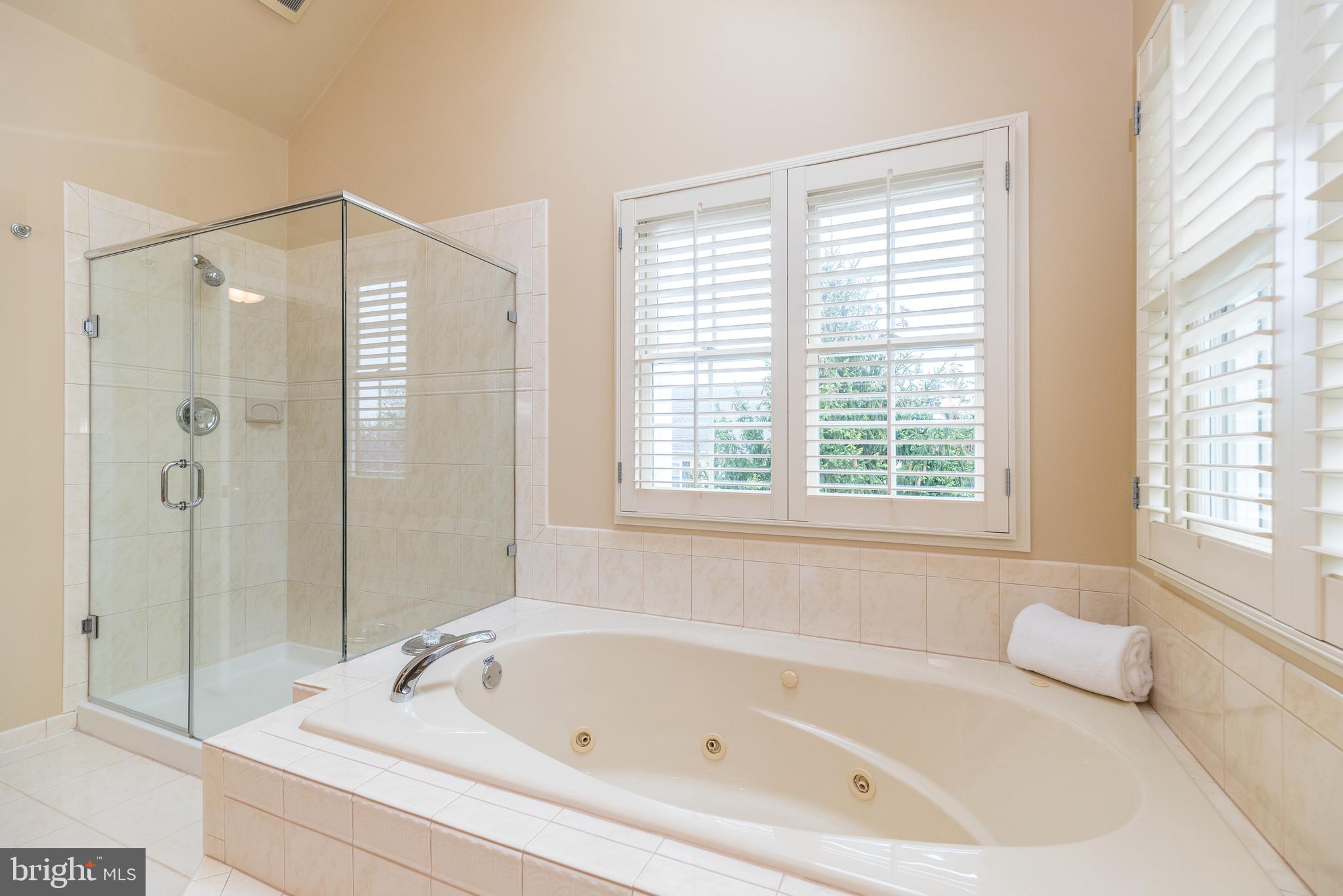 DARK HOLLOW - Residential