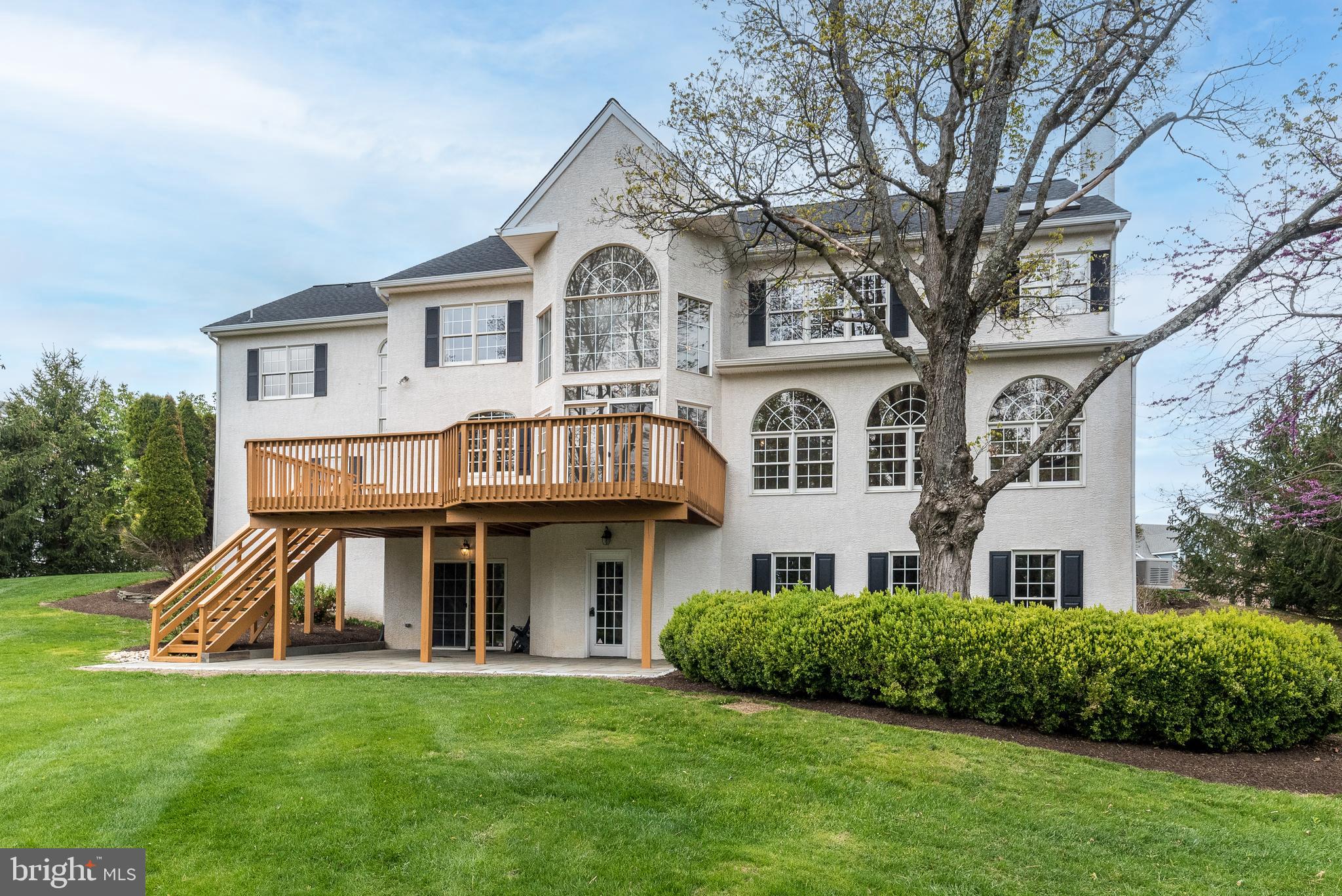 DARK HOLLOW - Residential