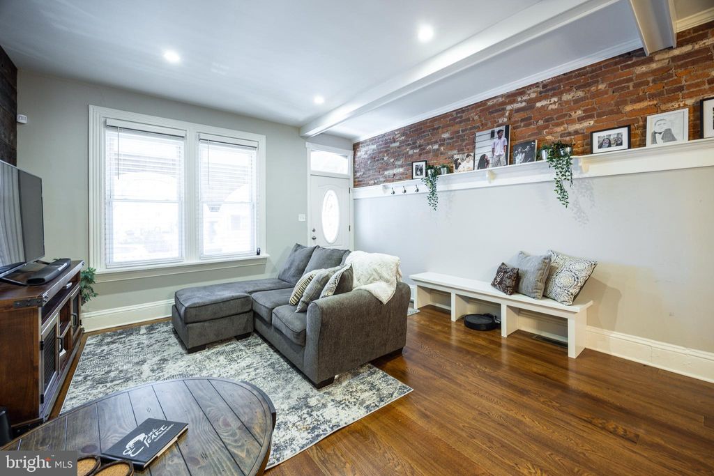 Photo of 142 N PLUM ST, LANCASTER, PA 17602 (MLS # PALA2030014)