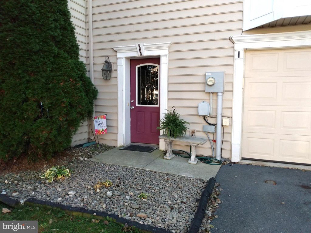 Photo of 237 Whitley Drive, CHAMBERSBURG, PA 17201 (MLS # PAFL2031554)