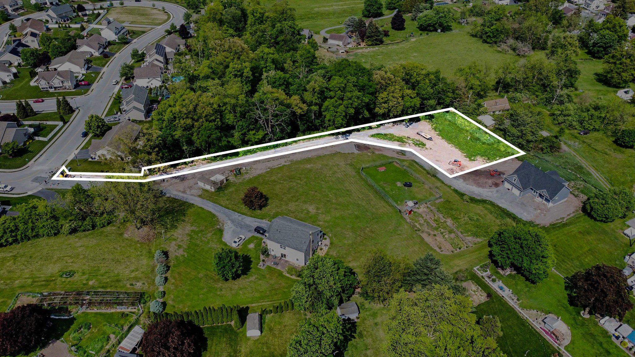 104 CARRIAGE WAY LOT 2