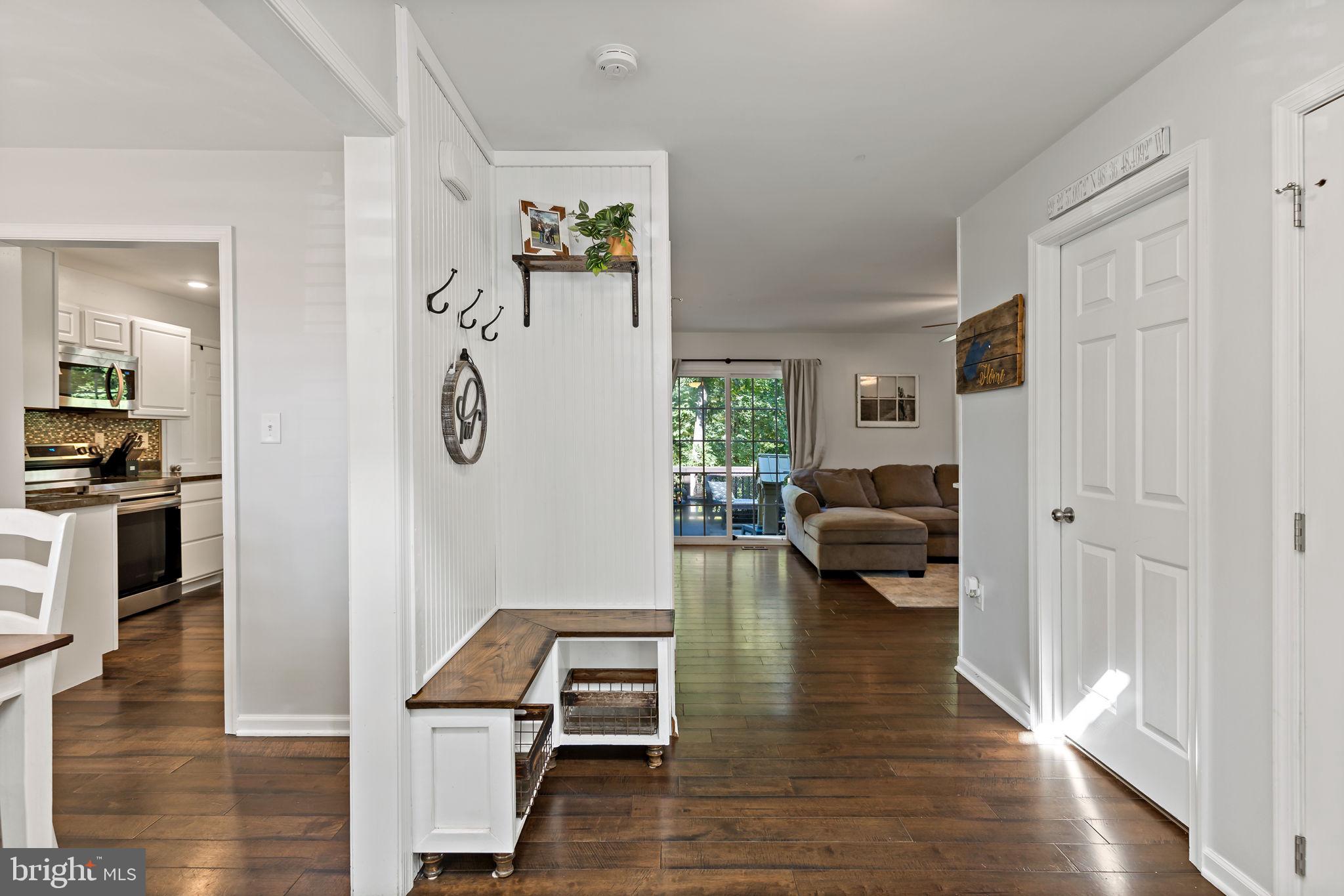 CAMERON ACRES - Residential