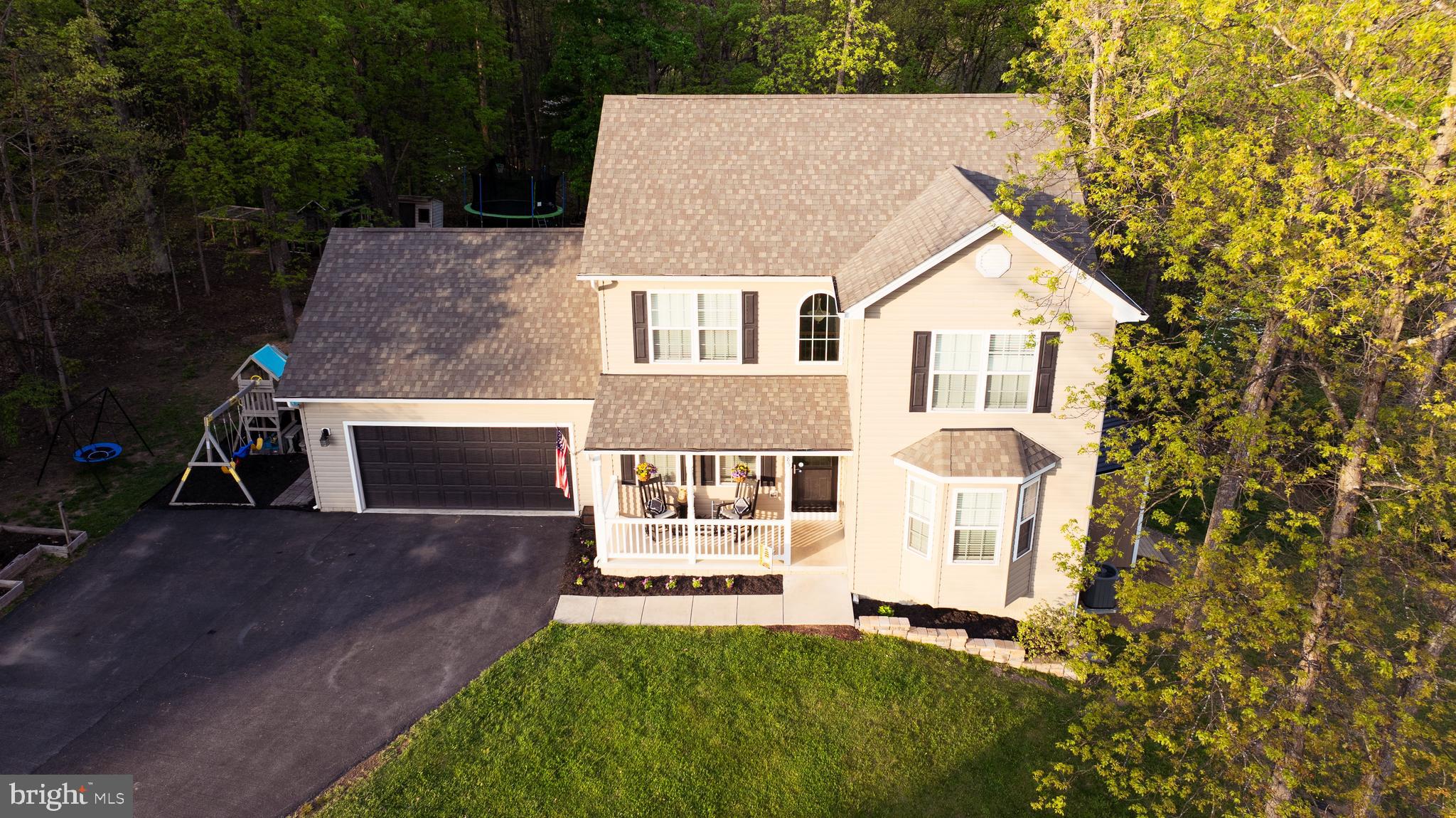 CAMERON ACRES - Residential