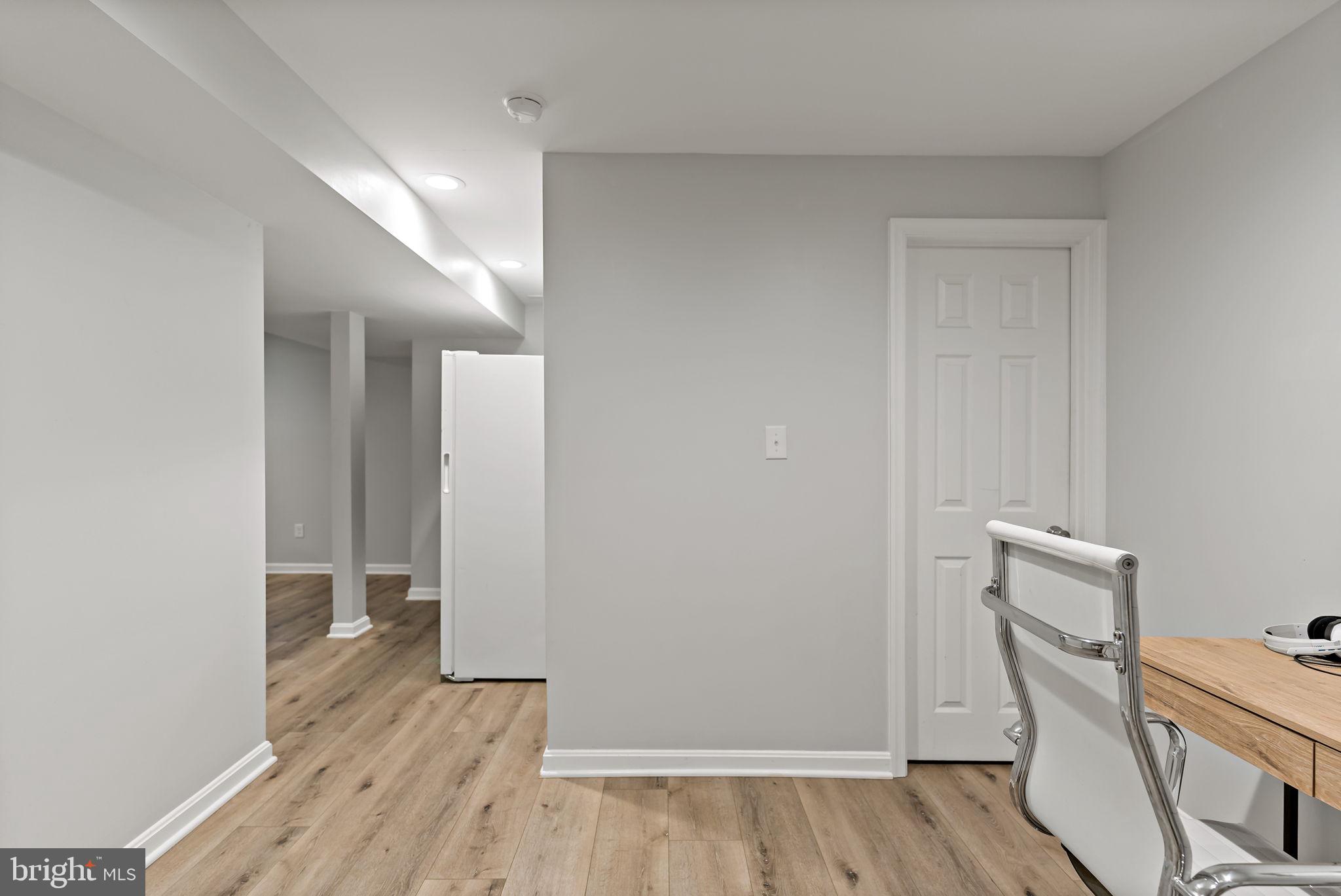 CAMERON ACRES - Residential