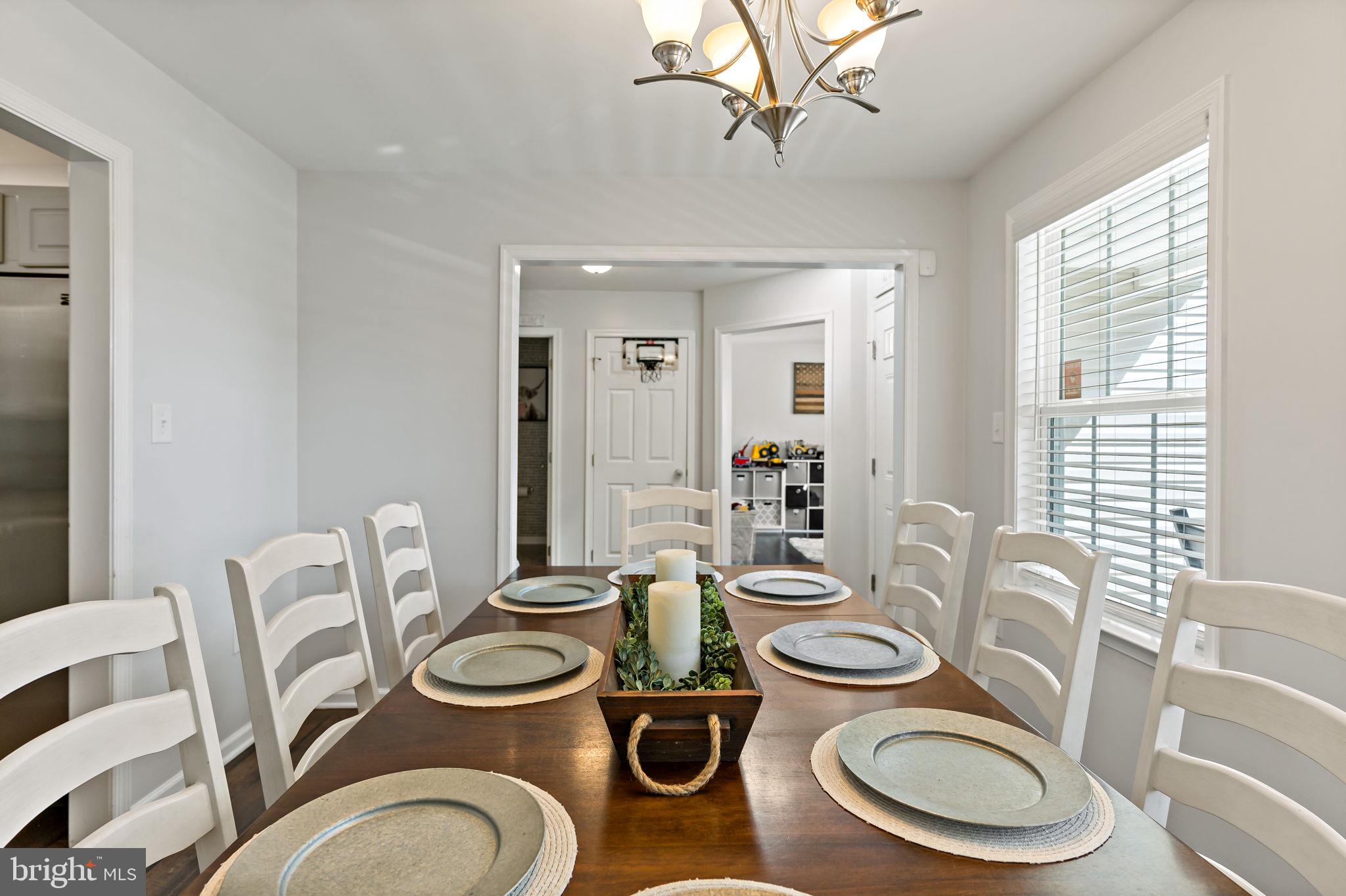 CAMERON ACRES - Residential