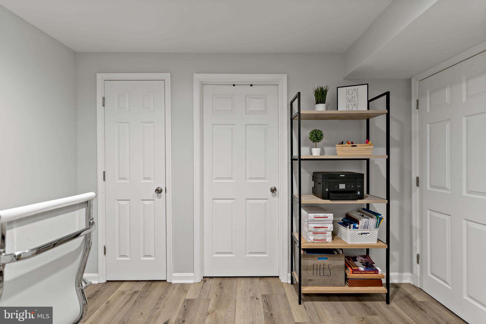 CAMERON ACRES - Residential