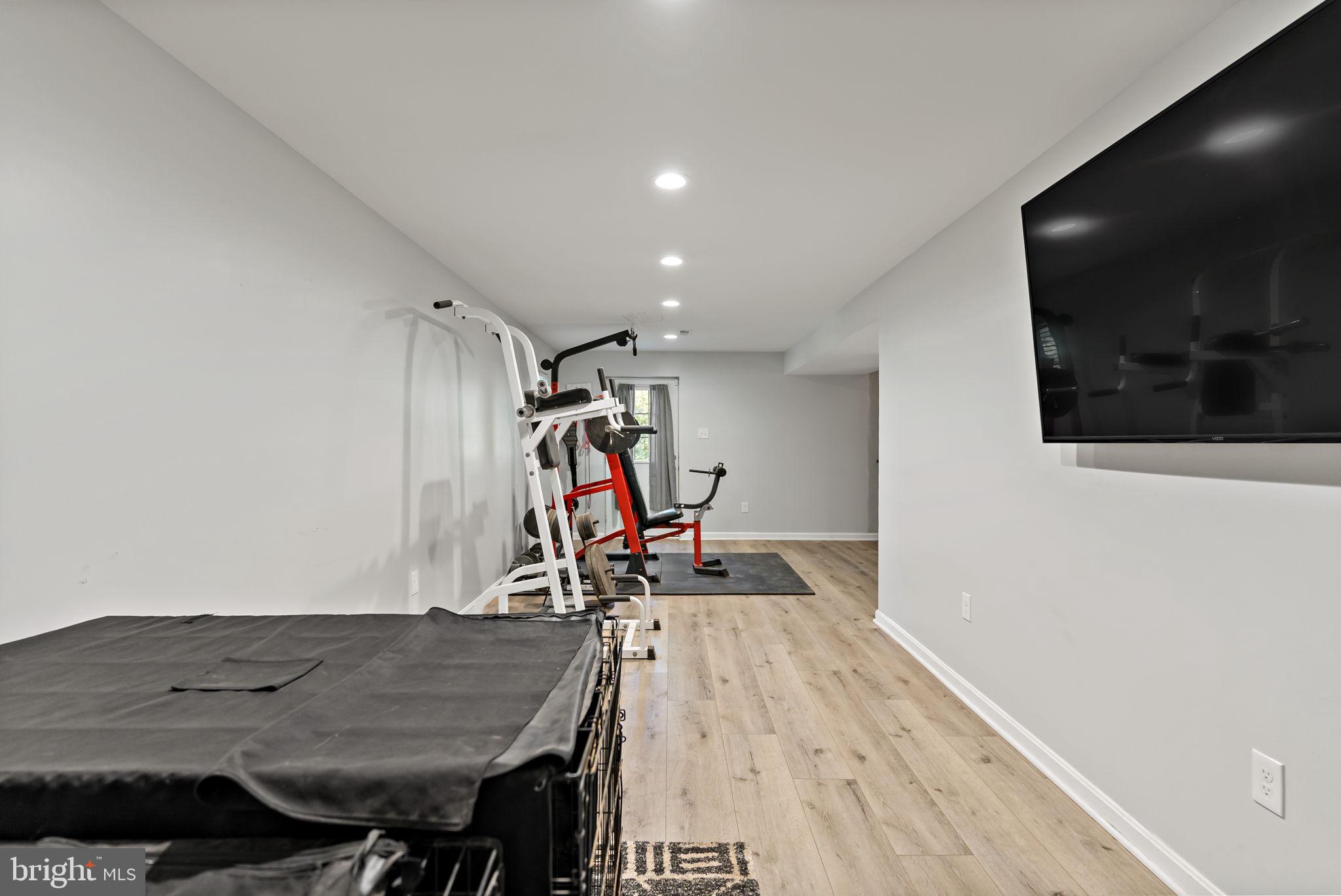 CAMERON ACRES - Residential