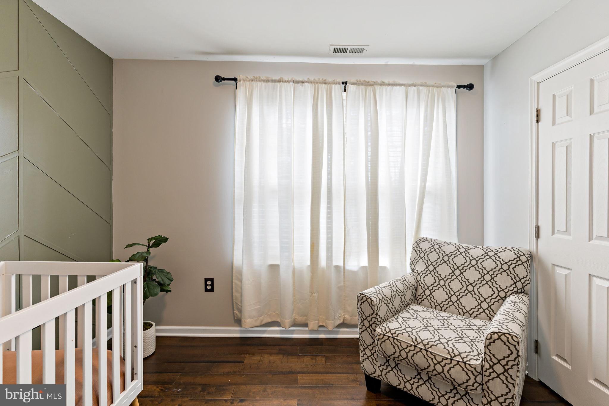 CAMERON ACRES - Residential