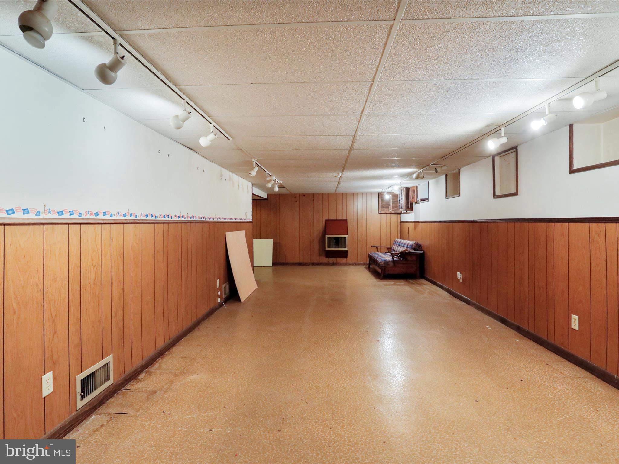 LITTLE RUN ACRES - Residential