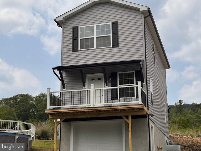 1025 W PRINCETON AVENUE