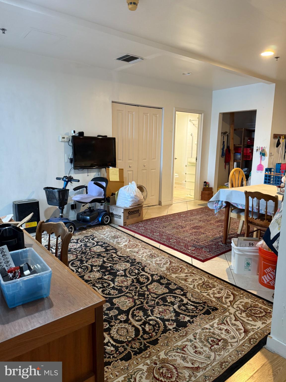 1100 VINE STREET P104