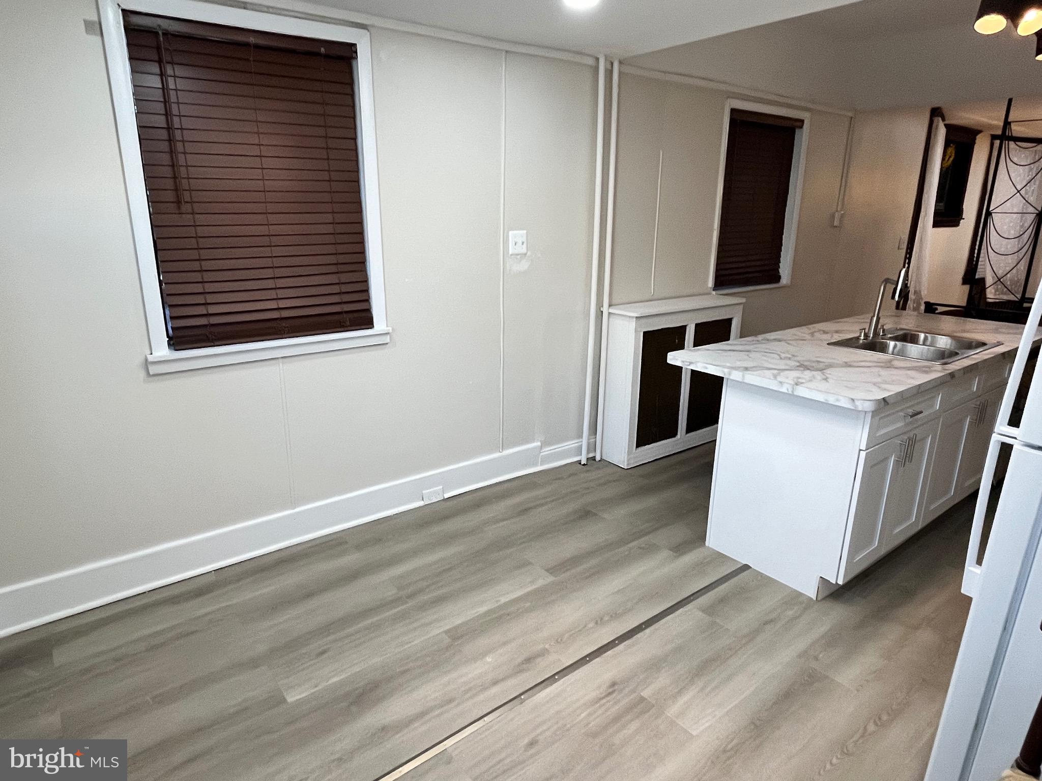 COBBS CREEK - Residential