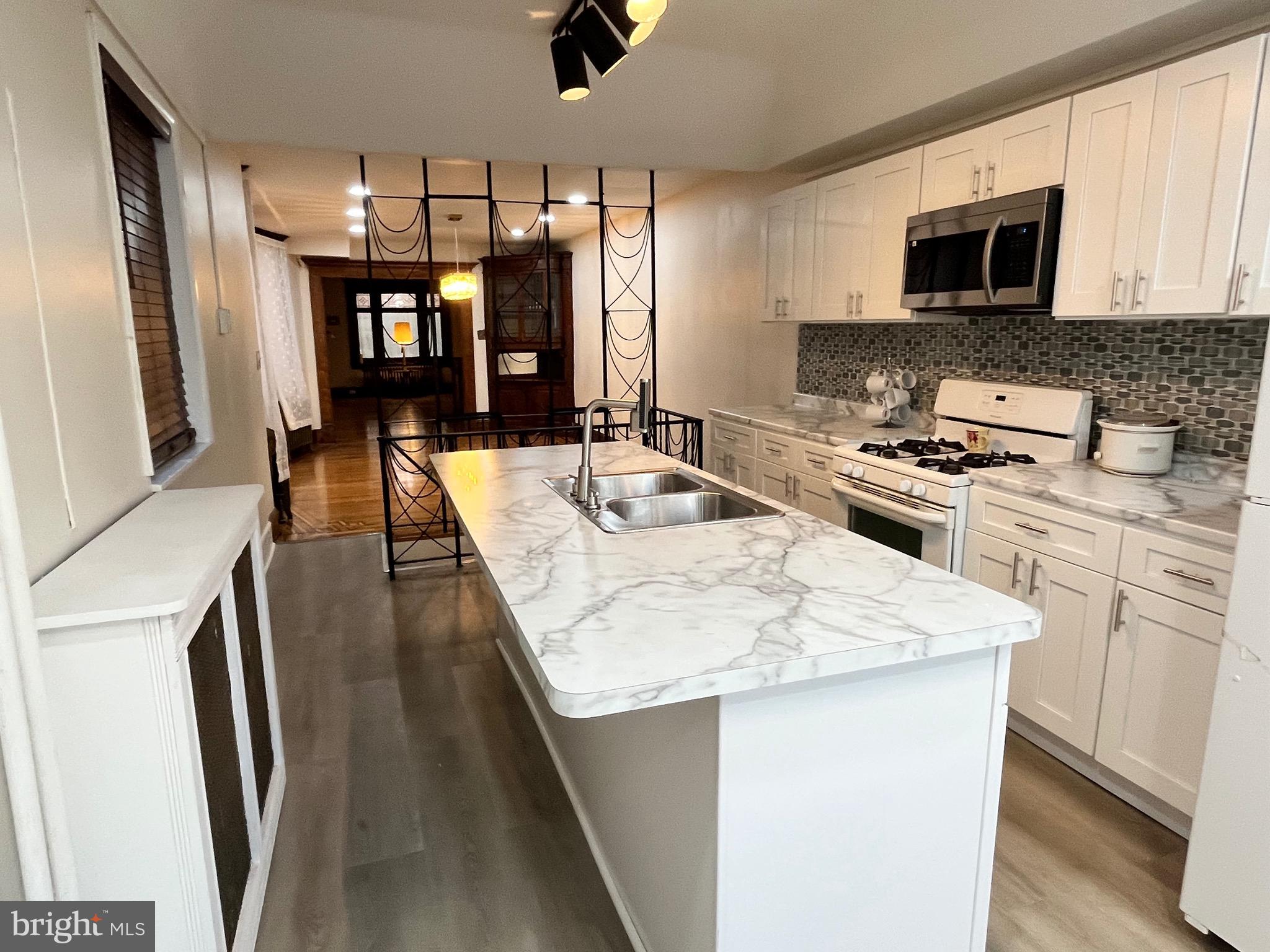 COBBS CREEK - Residential