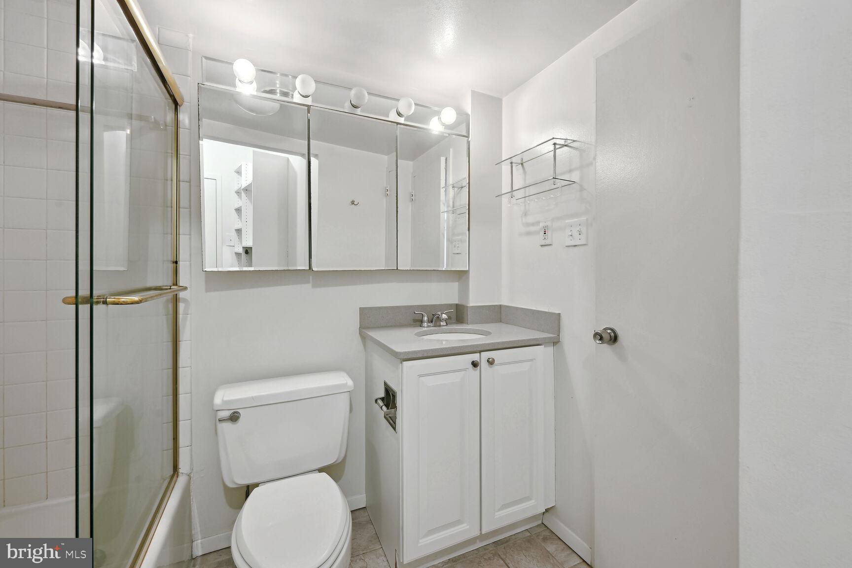 FRIENDSHIP HEIGHTS - Residential Lease