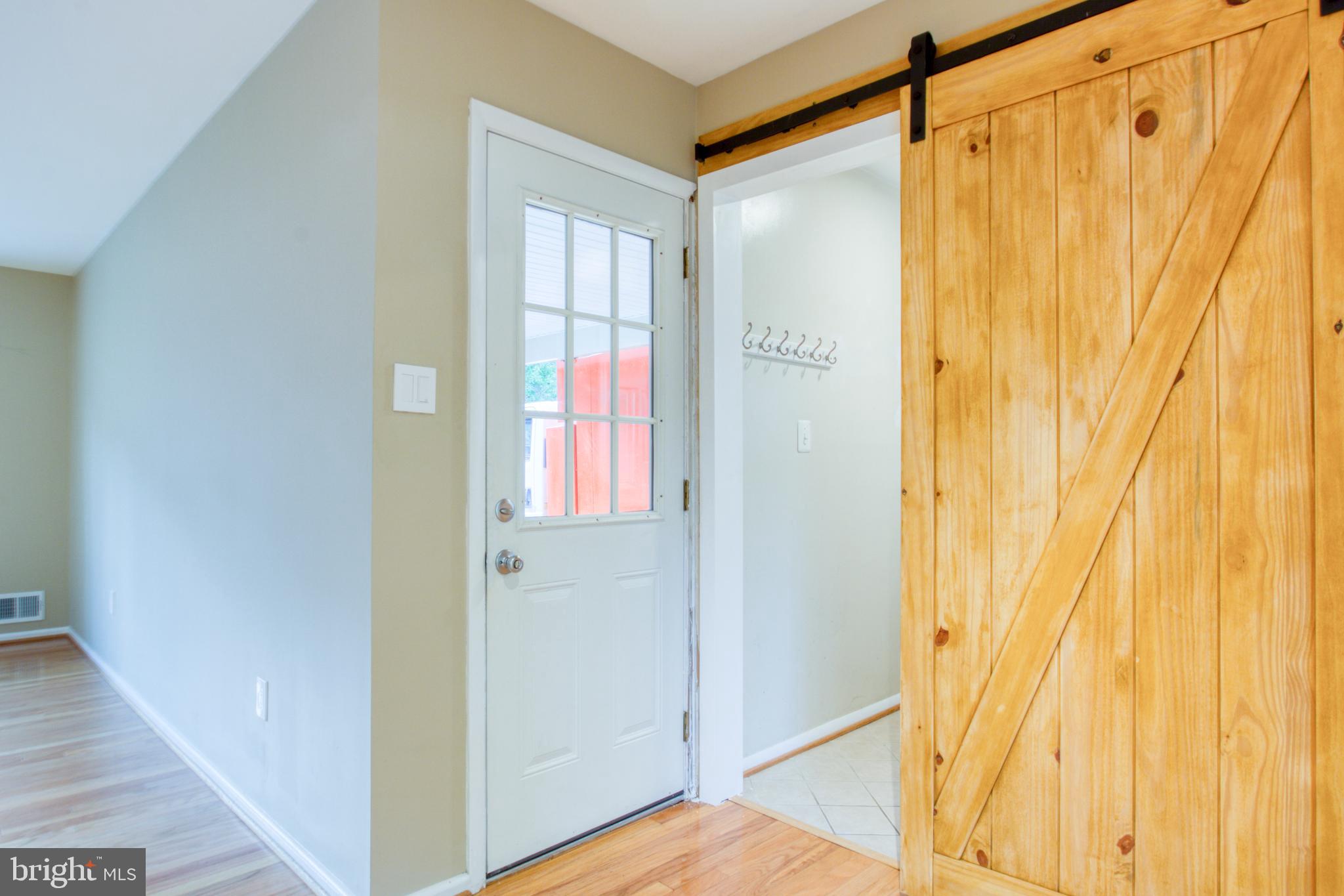 VIENNA WOODS - Residential Lease