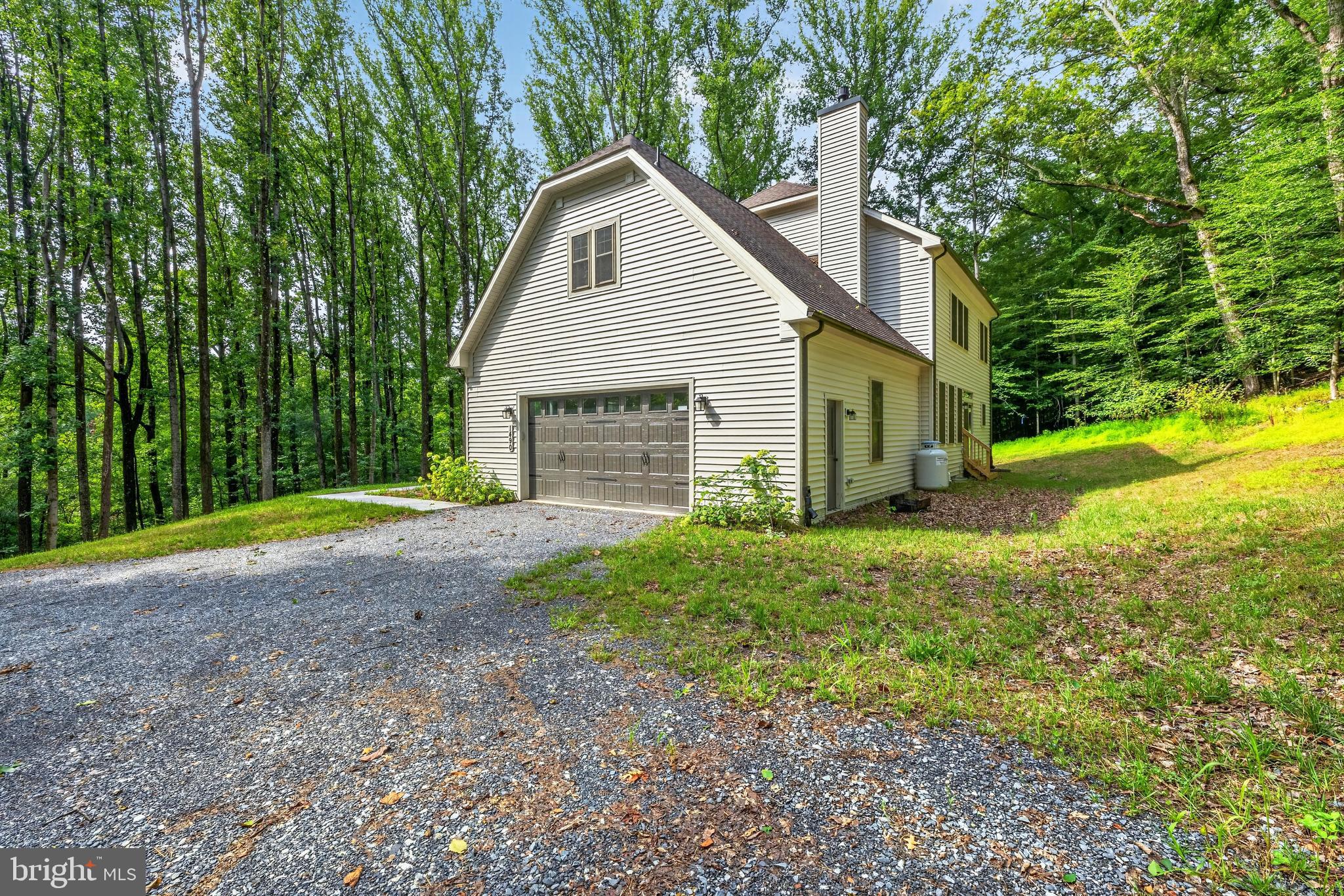1490 THURSTON ROAD
