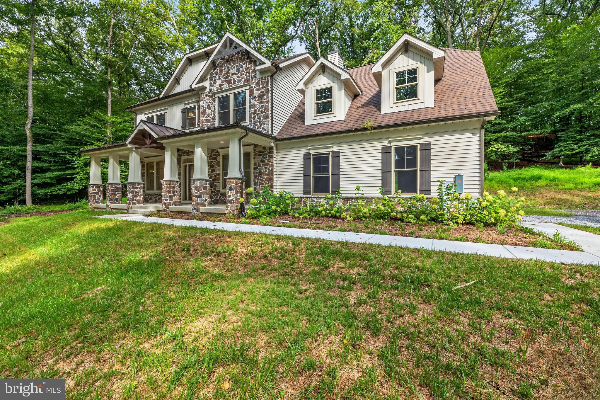 1490 THURSTON ROAD
