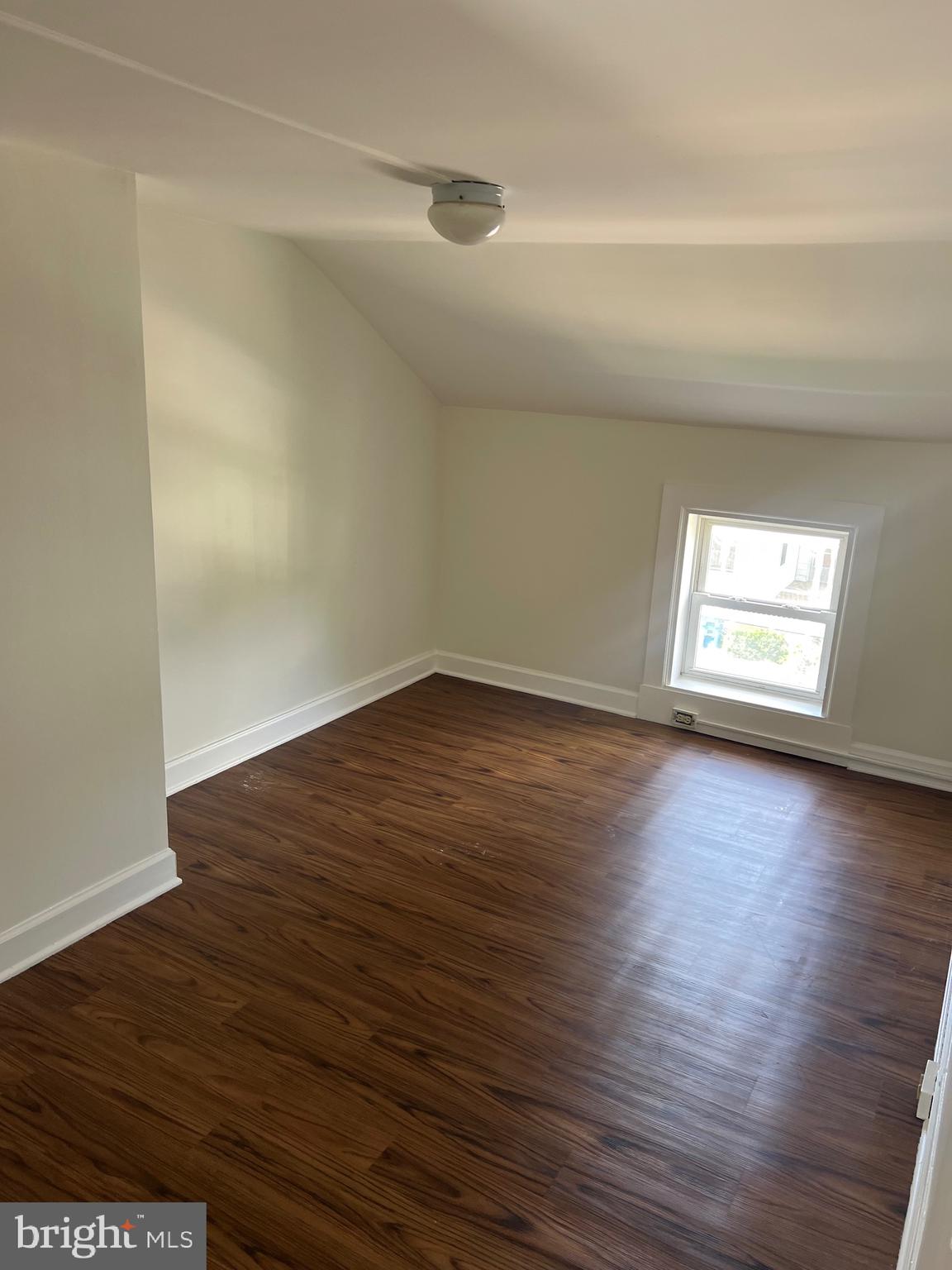 ELKTON - Residential Lease