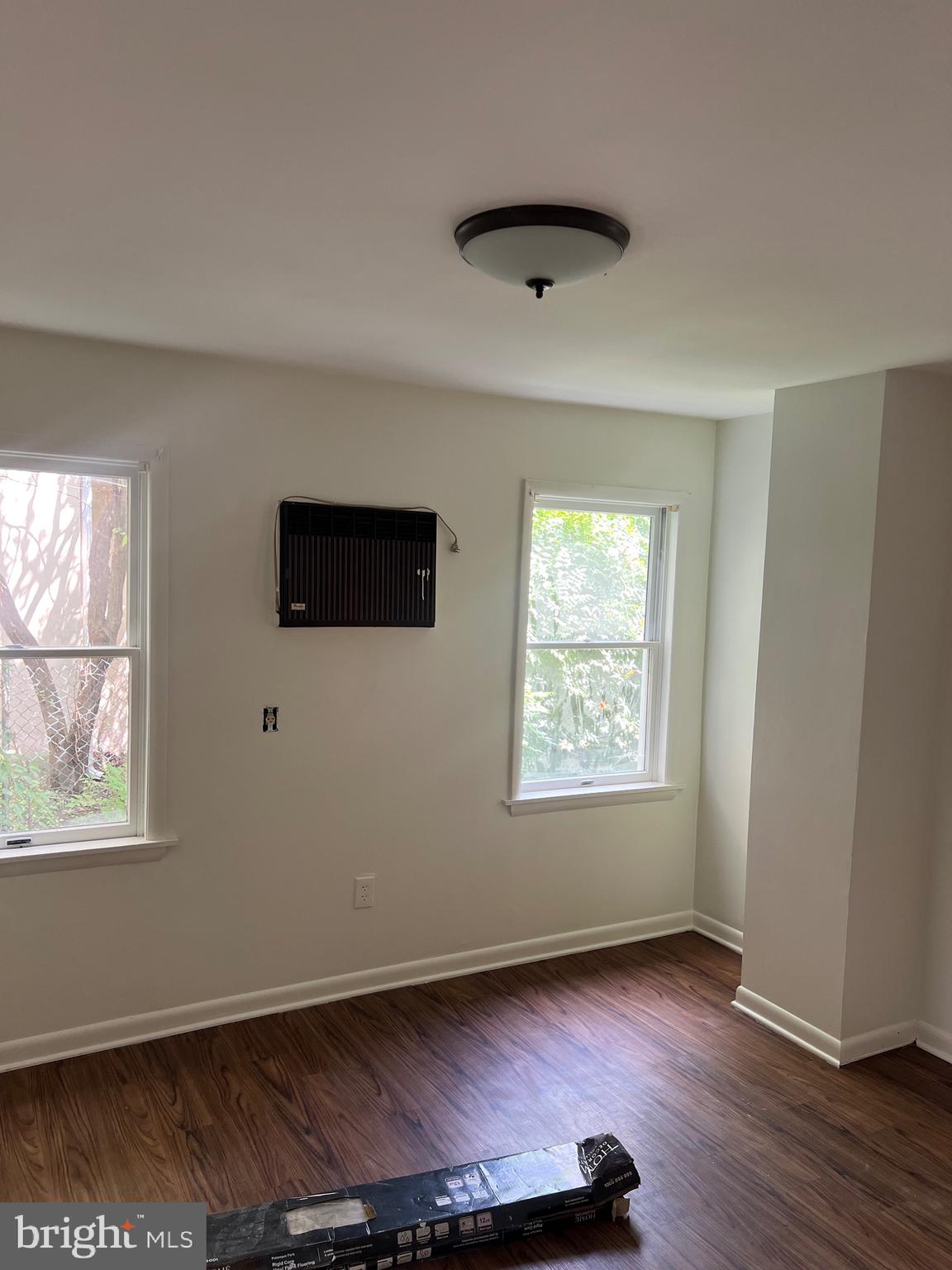 ELKTON - Residential Lease