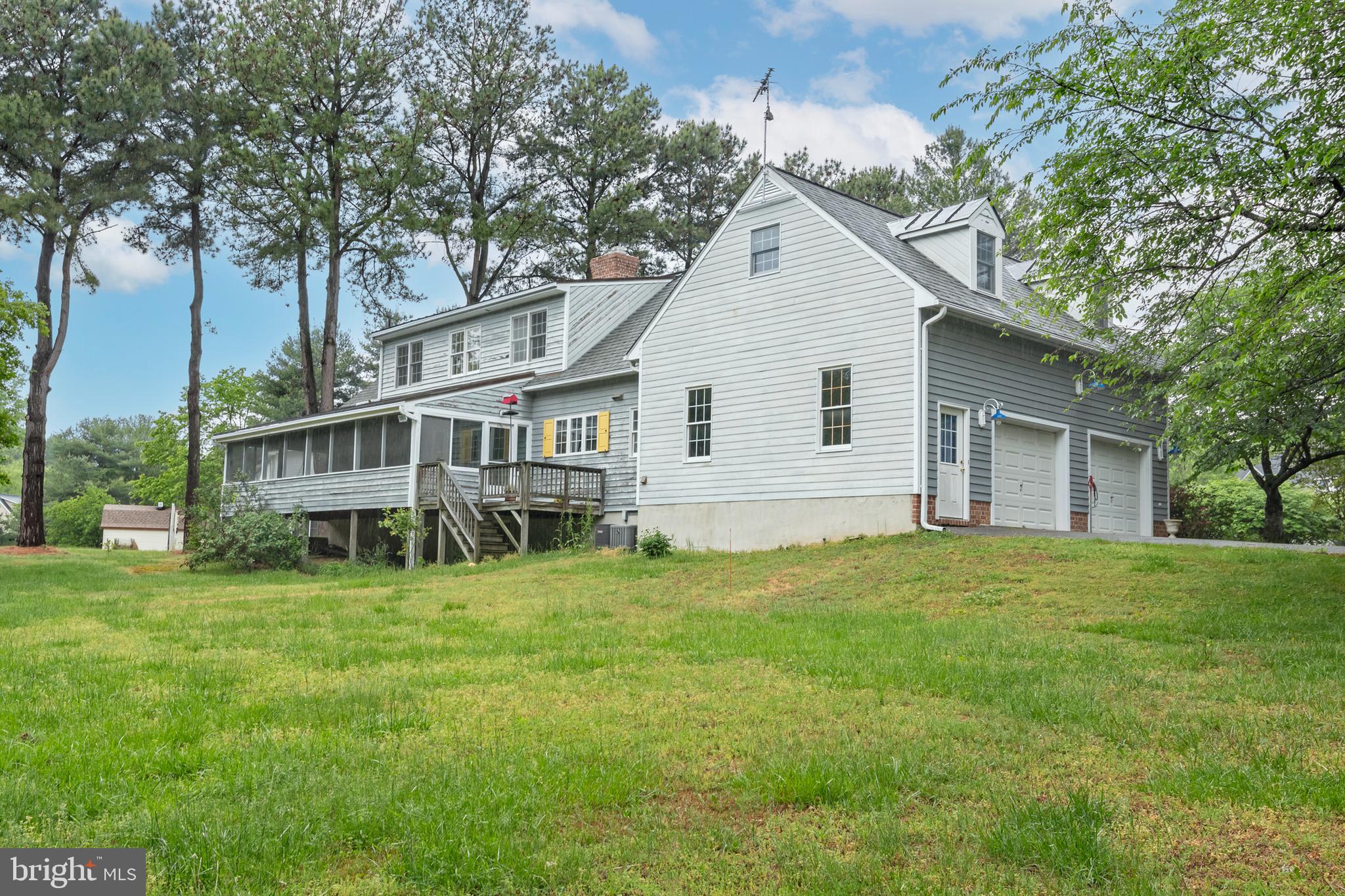 EARLES BRANCH - Residential