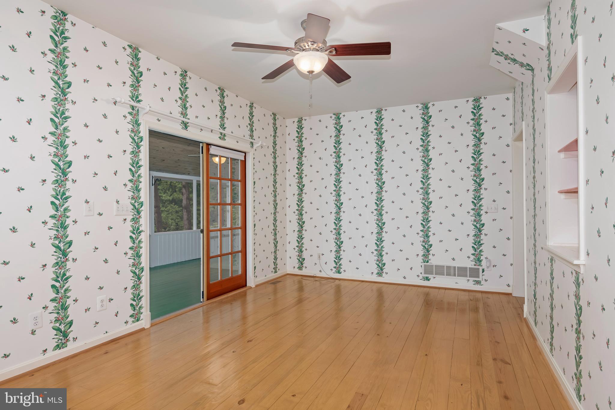 EARLES BRANCH - Residential