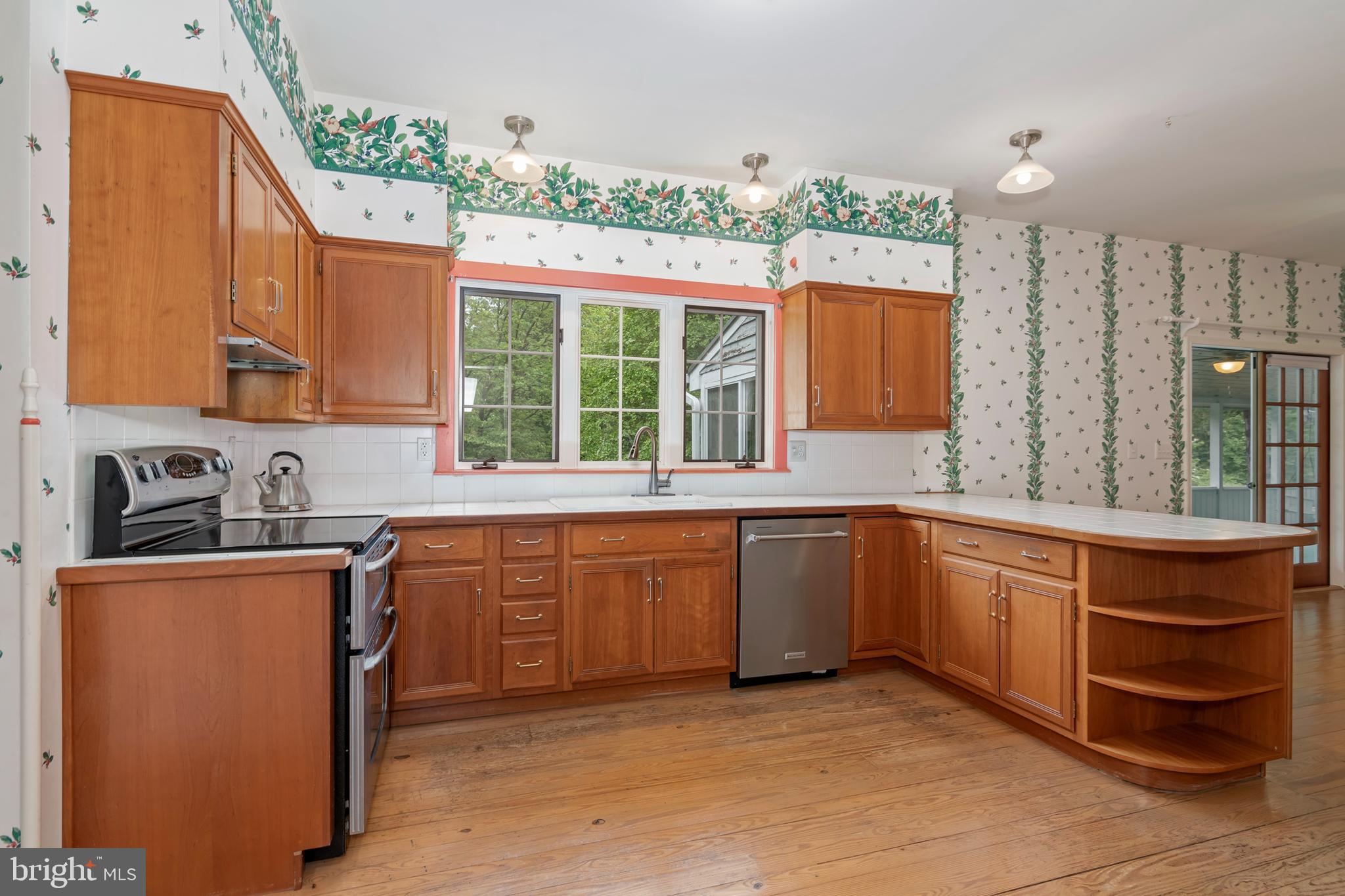 EARLES BRANCH - Residential