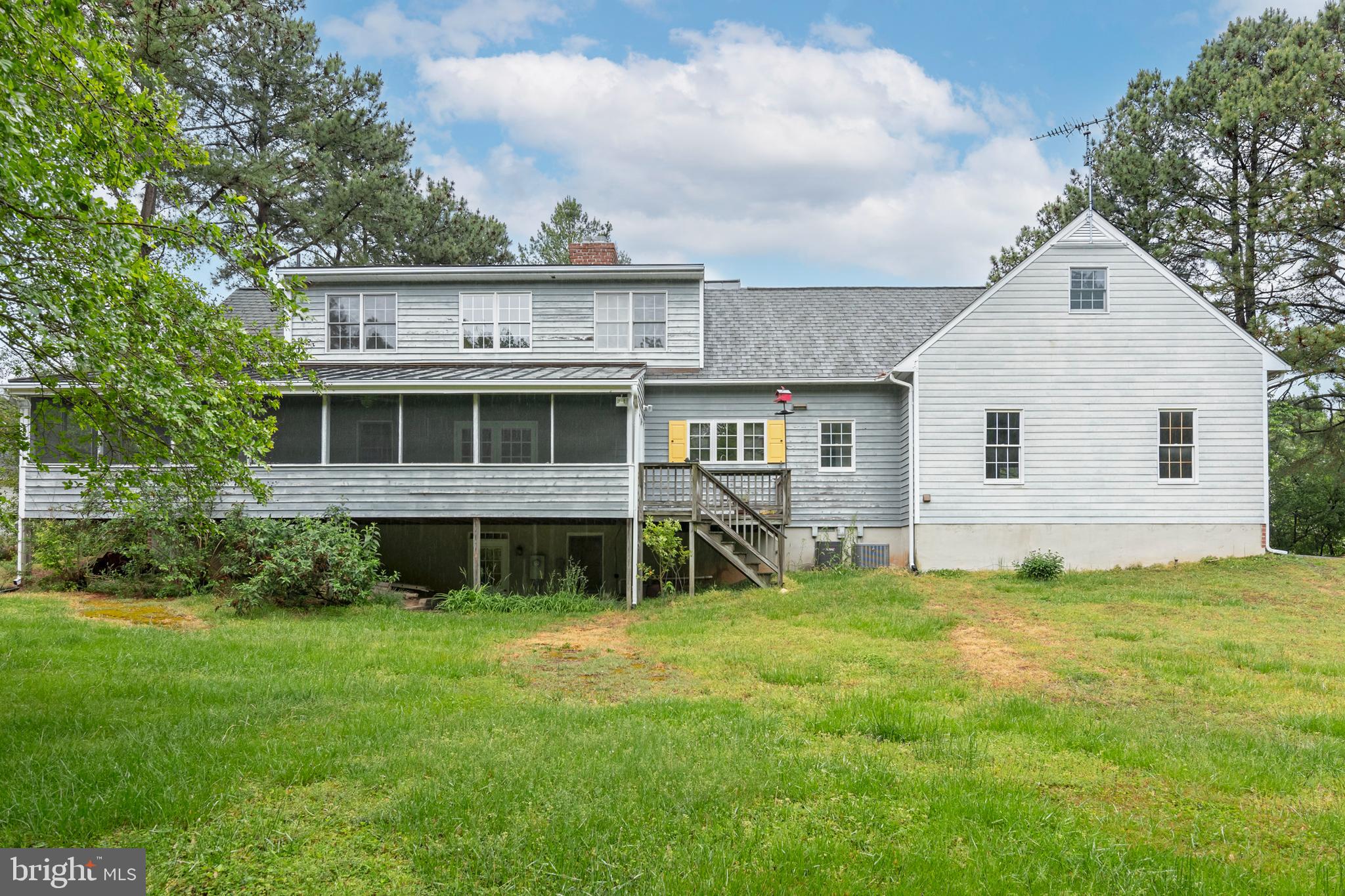 EARLES BRANCH - Residential