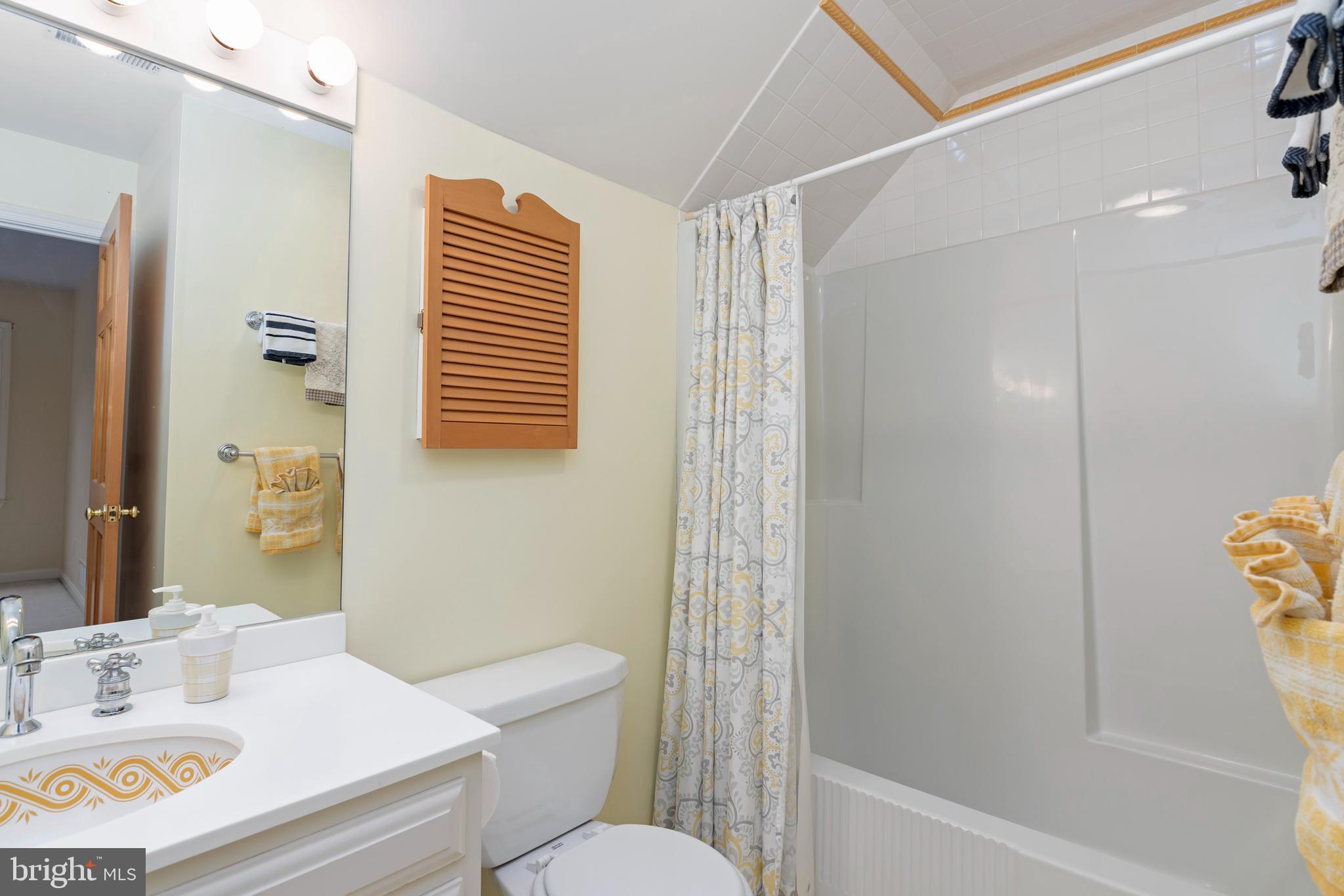 EARLES BRANCH - Residential