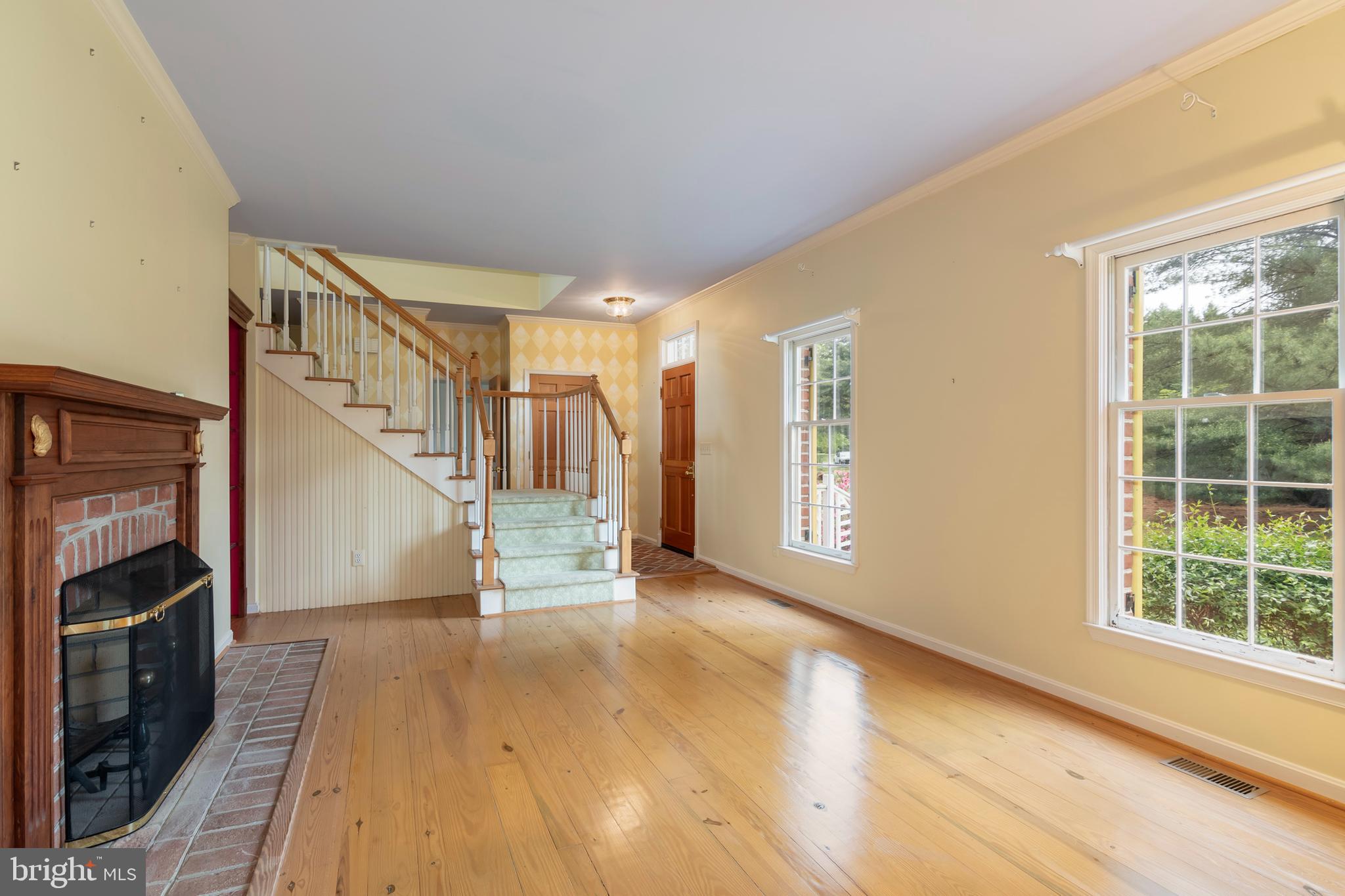 EARLES BRANCH - Residential