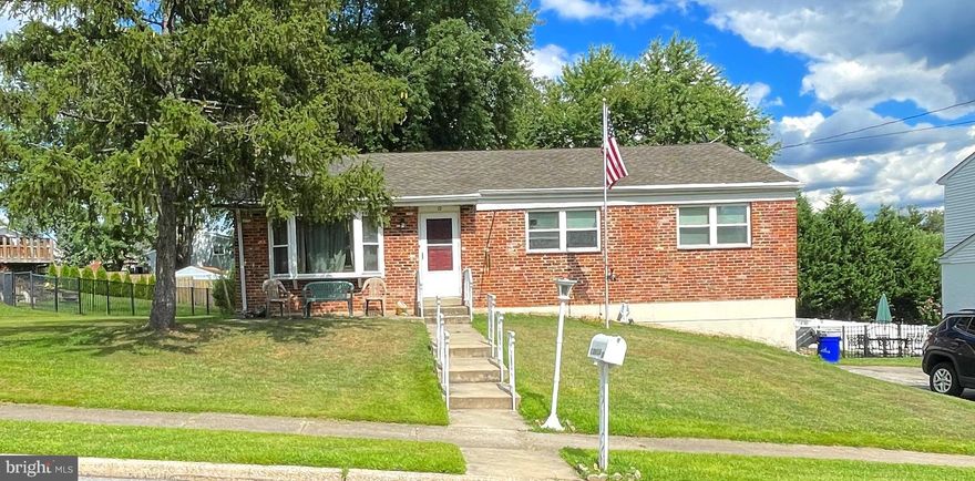 Welcome to  Blackhorse! This home has been family owned since 1965 and is waiting for it's new family.  1276 sq' of living space on the main floor. spacious living/dining room kitchen with a door to the deck. 
3 nice sized bedrooms with 2 baths. The home has a 1200+sq' full walk out basement.  (Add a bedroom and a bath, or an office) Home has a deck and a shed. 84' wide lot & 130' deep will give your family plenty of room for fun and relaxation. The house has great bones and fabulous location, but does need your TLC.  John F Kennedy Park is right down Jefferson St.  Location - Location - Location—just minutes from major roadways, with easy access to Mid County Exit of PA Turnpike (276) and the Blue Route 476 Don't miss your chance to live in this great neighborhood!!