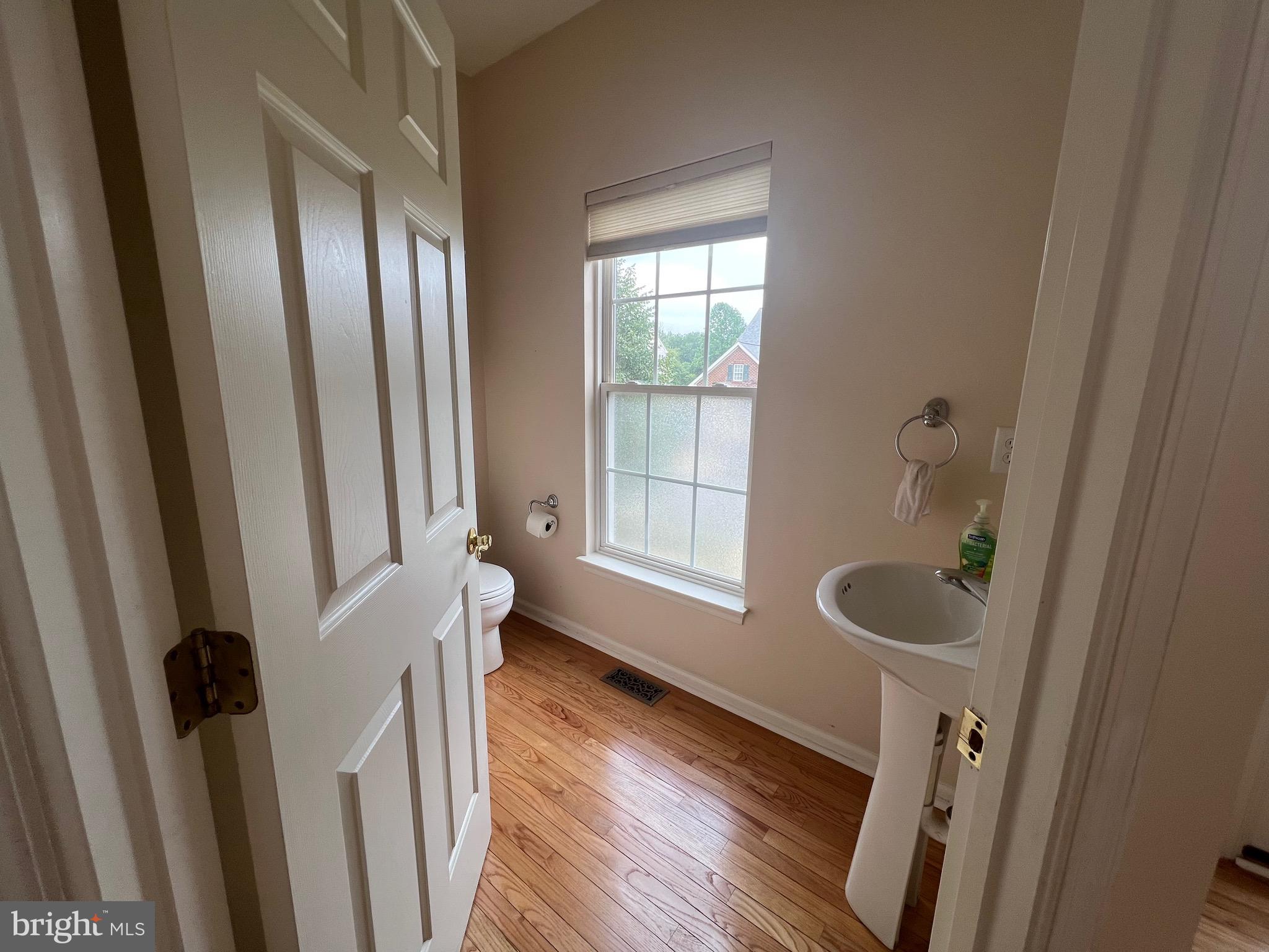 RIDGE FOREST GLEN - Residential Lease