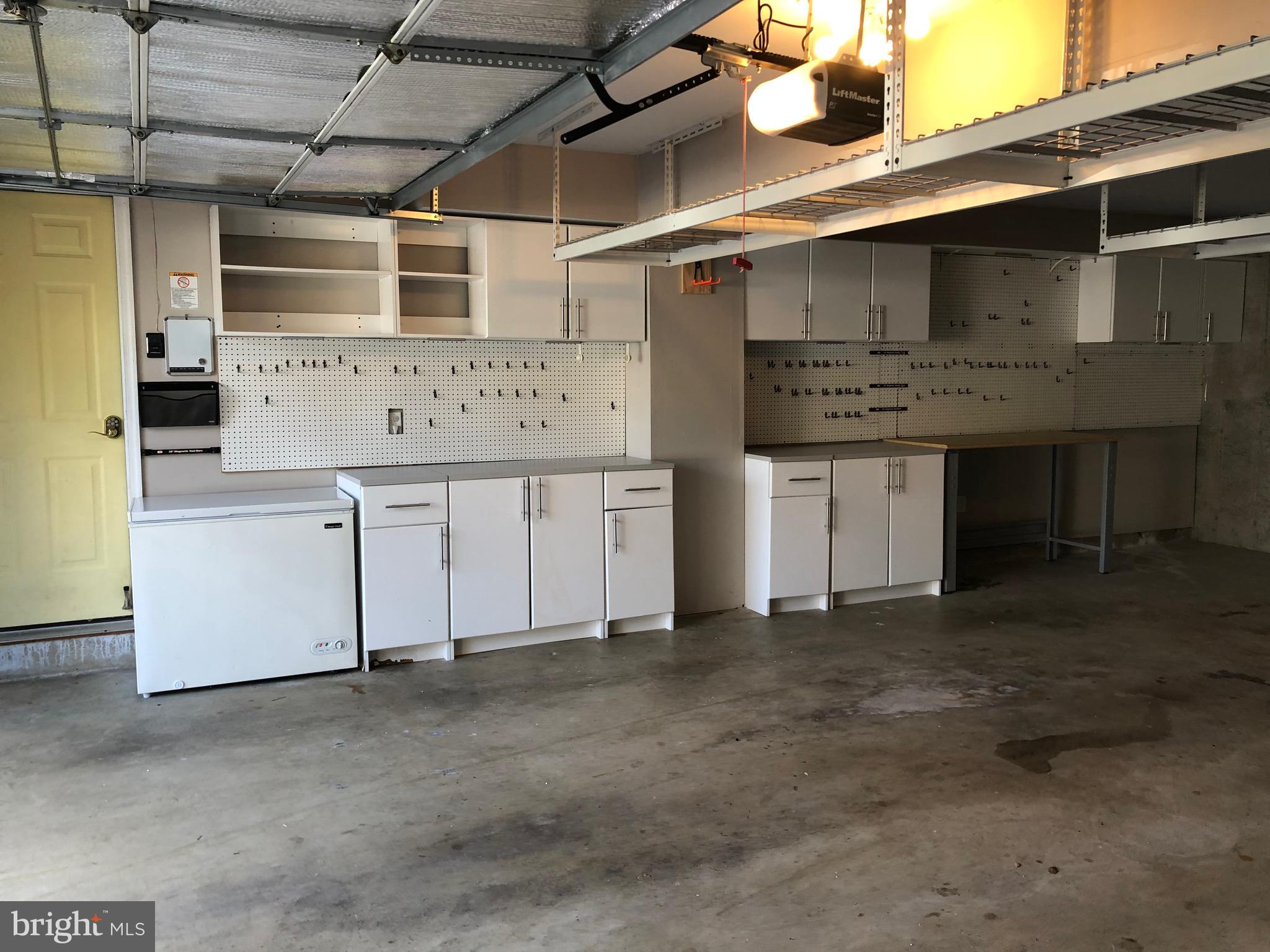 RIDGE FOREST GLEN - Residential Lease