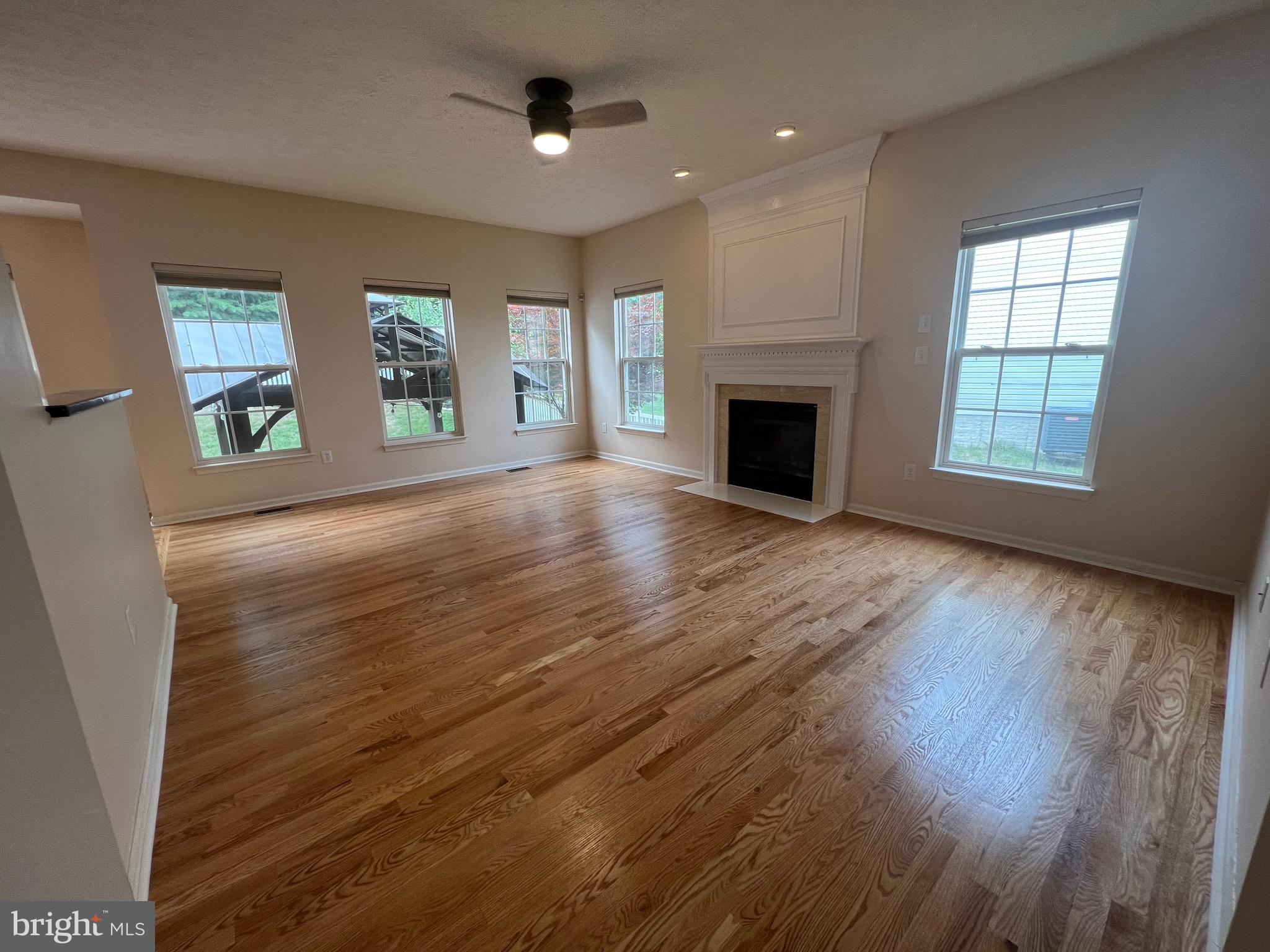 RIDGE FOREST GLEN - Residential Lease