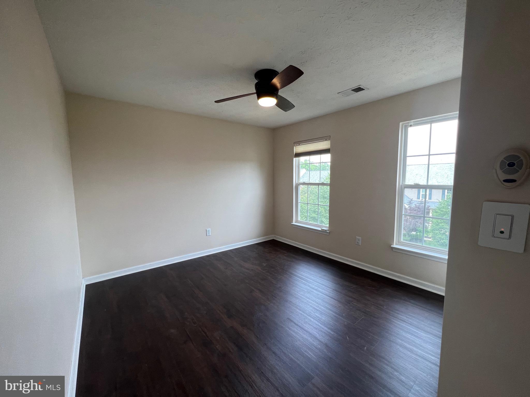 RIDGE FOREST GLEN - Residential Lease