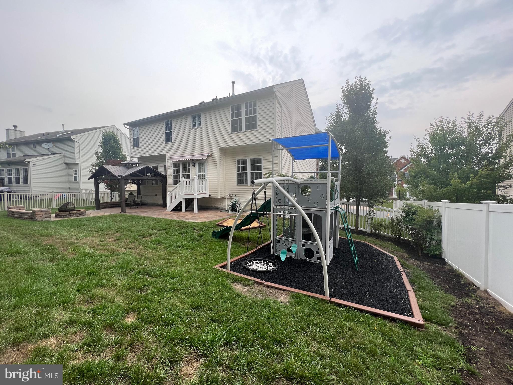 RIDGE FOREST GLEN - Residential Lease