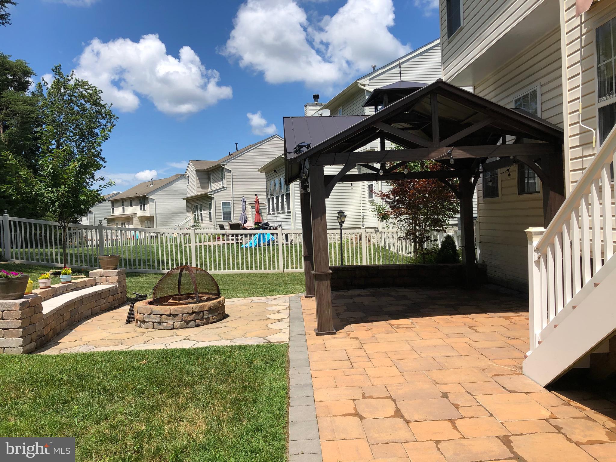 RIDGE FOREST GLEN - Residential Lease